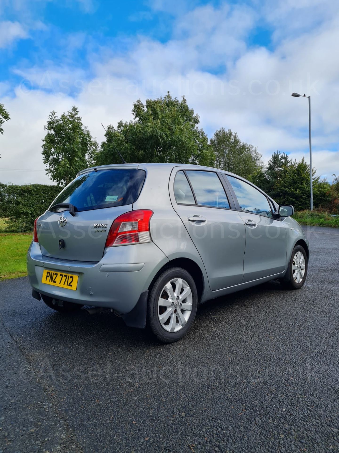 2011 TOYOTA YARIS T SPIRIT VVT-I SILVER HATCHBACK, 1.3 PETROL, 85K MILES *NO VAT* - Image 8 of 14