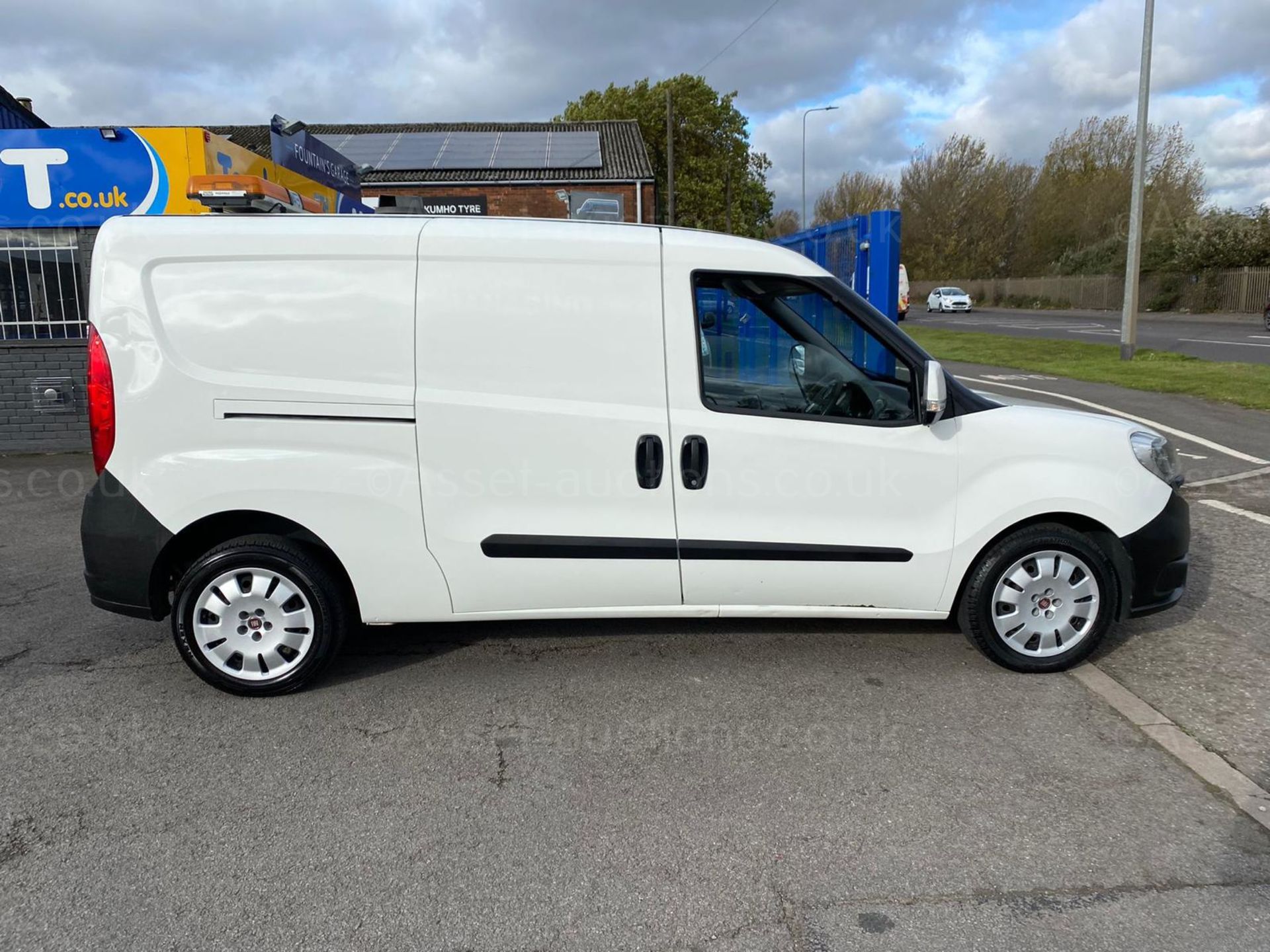 2015 FIAT DOBLO SX MULTIJET LWB WHITE PANEL VAN, 76K MILES, 1248cc DIESEL, TWIN SIDE DOOR *PLUS VAT*