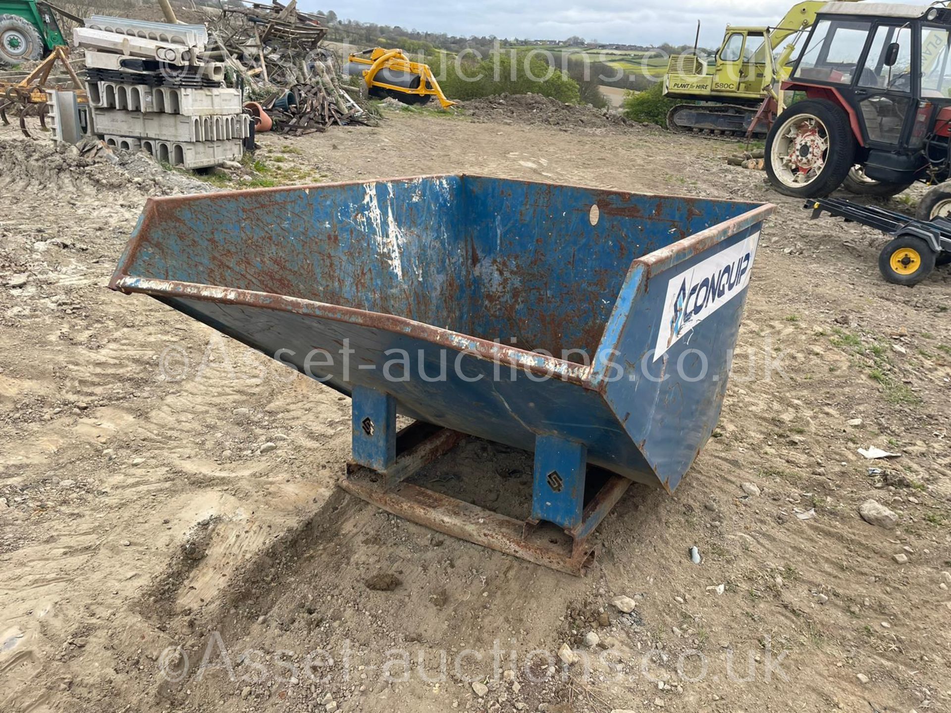 2018 CONQUIP TIPPING SKIP, SUITABLE FOR PALLET FORKS, RATED CAPACITY 2000KG *PLUS VAT* - Image 3 of 8