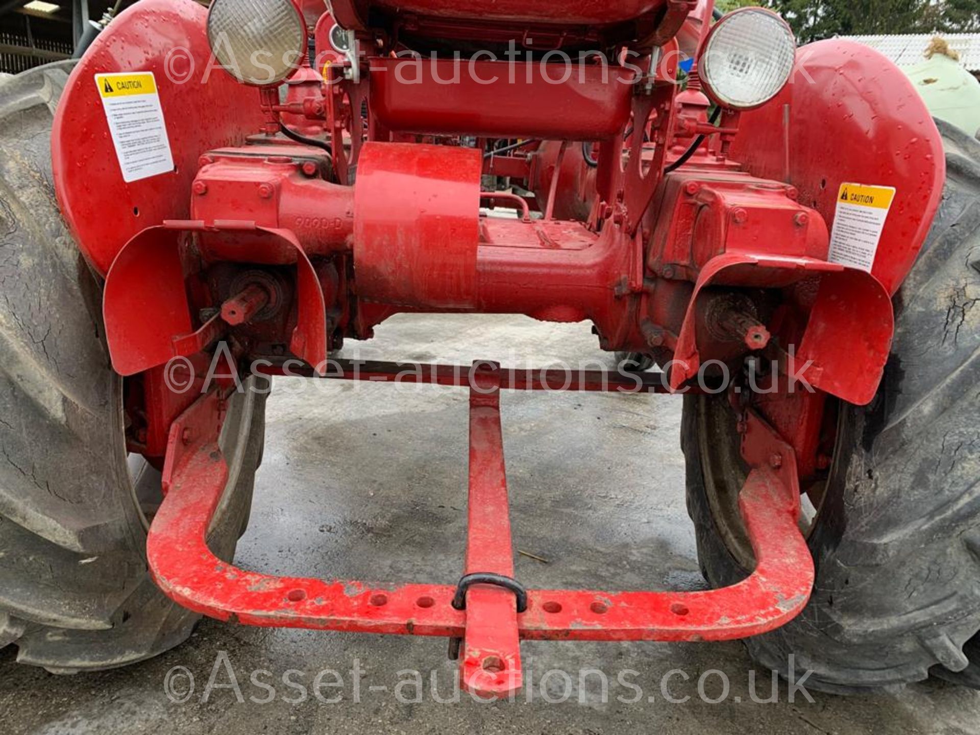 McCORMICK FARMALL A SERIES TWIN ENGINED TRACTOR, RUNS, DRIVES AND WORKS *PLUS VAT* - Image 15 of 18