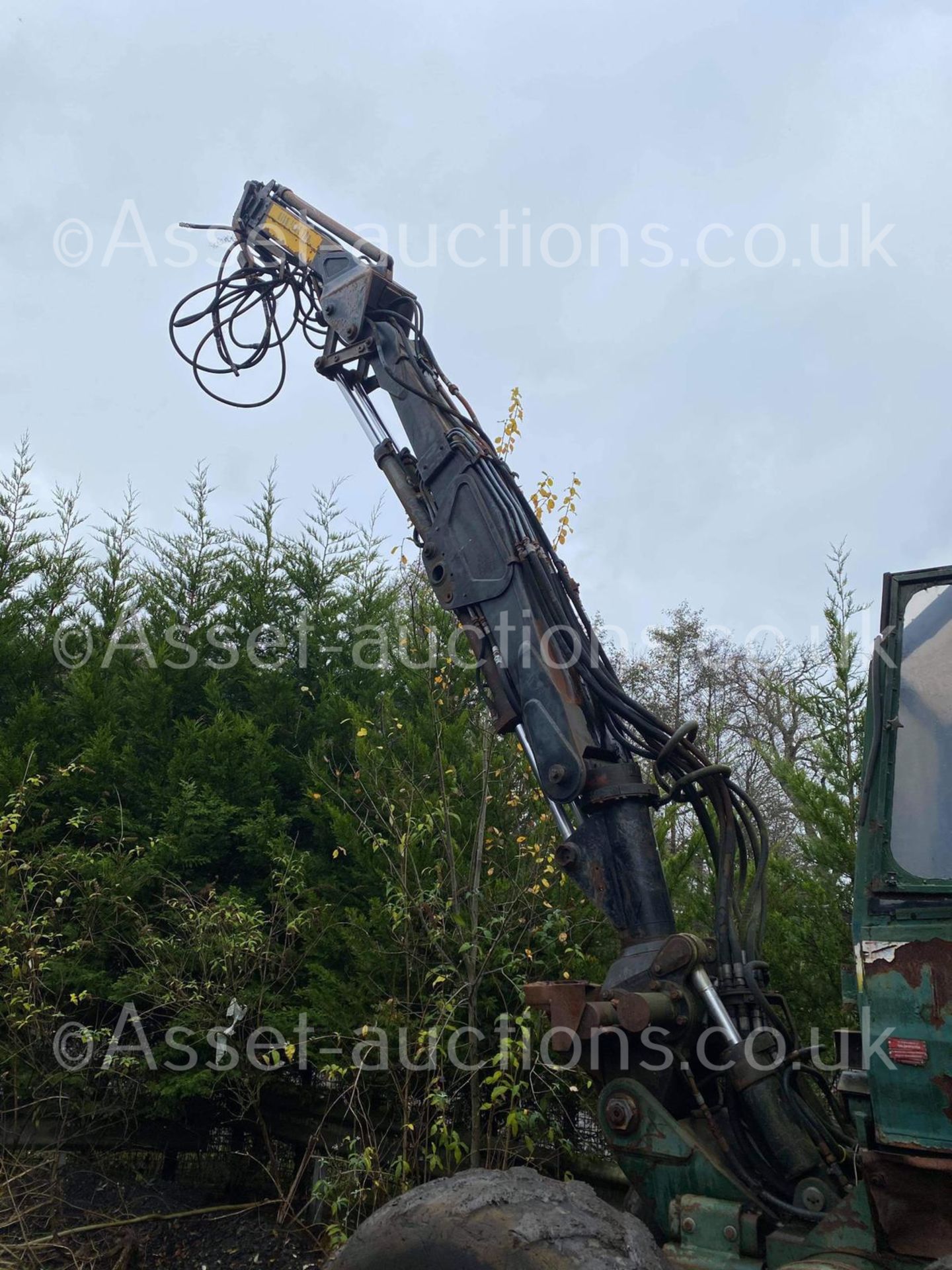 FMG 746/250 LOG HARVESTER OSA SUPER EVA, 6X6 WHEEL DRIVE, RUNS, DRIVES AND LIFTS *PLUS VAT* - Image 13 of 14