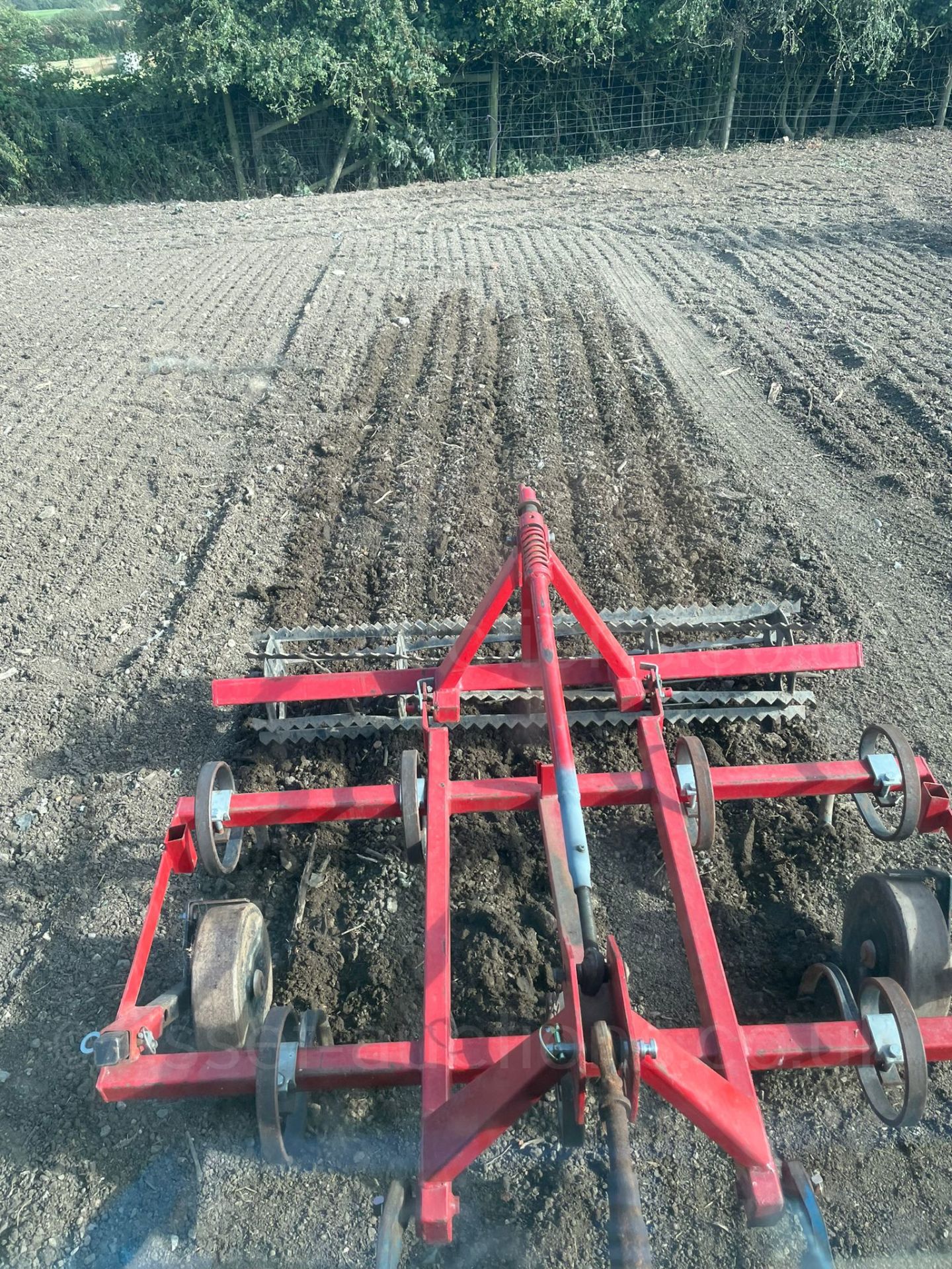 FORD 2120 TRACTOR WITH CULTIVATOR, 4 WHEEL DRIVE, STILL IN USE, RUNS AND WORKS *NO VAT* - Image 6 of 12