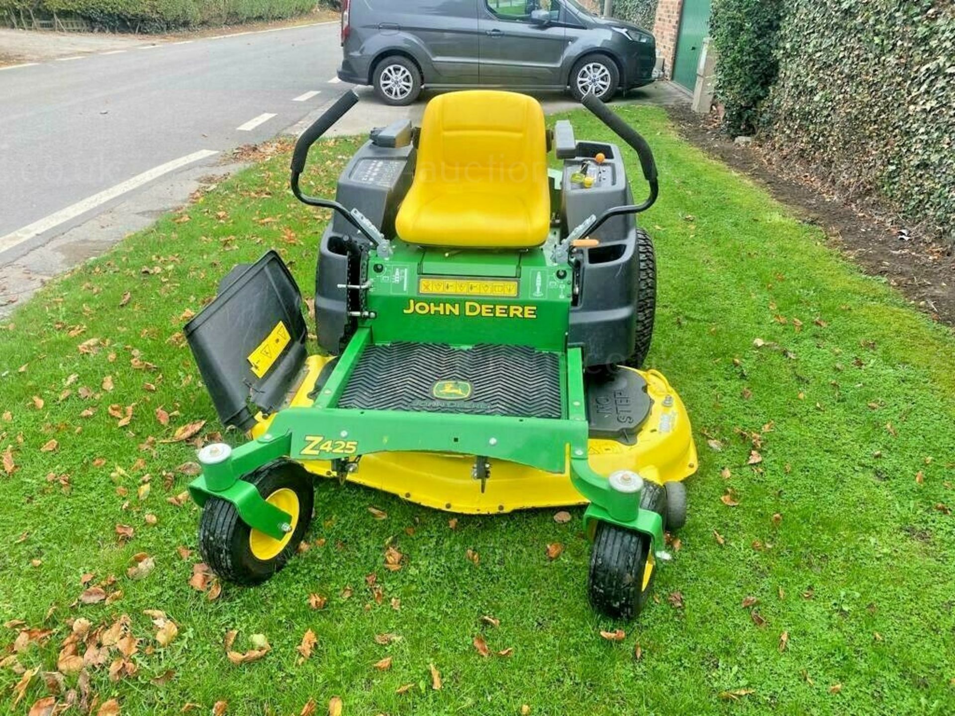 JOHN DEERE RIDE ON MOWER Z425, ZERO TURN, ONLY 185 HOURS FROM NEW *PLUS VAT* - Image 2 of 10