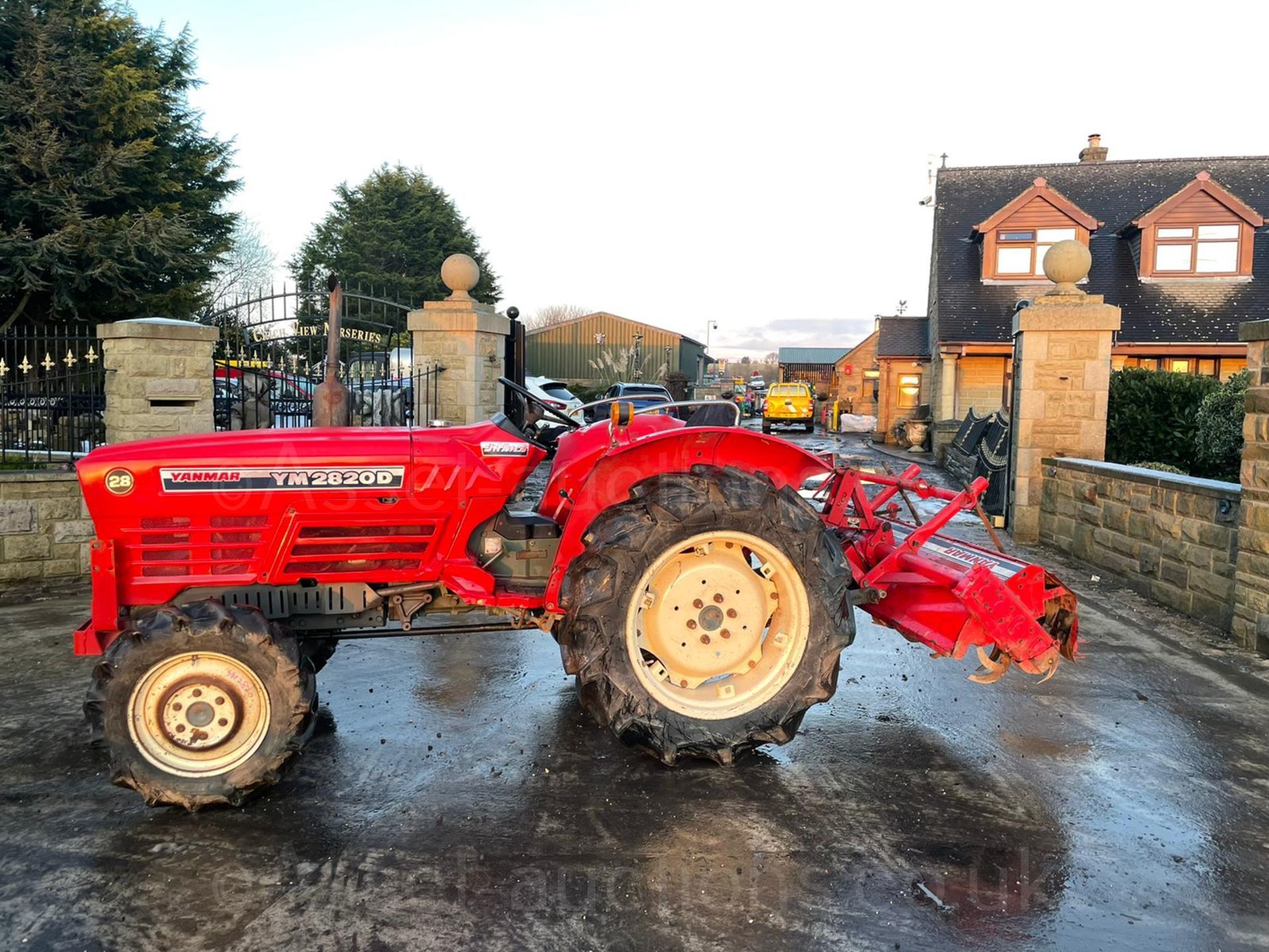 YANMAR YM2820D TRACTOR, 4 WHEEL DRIVE, WITH ROTATOR, RUNS AND WORKS, 3 POINT LINKAGE *PLUS VAT* - Image 6 of 16