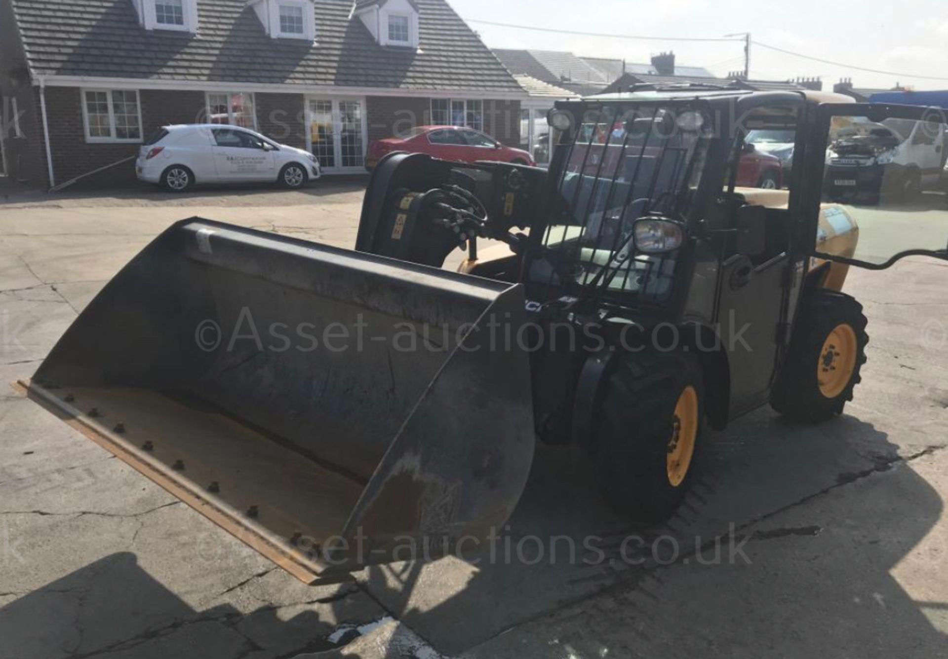 2014 JCB 515-40 TELEHANDLER FORKLIFT 4x4 4 WHEEL STEERING WITH FRONT BUCKET AND FORKS *PLUS VAT* - Image 8 of 17