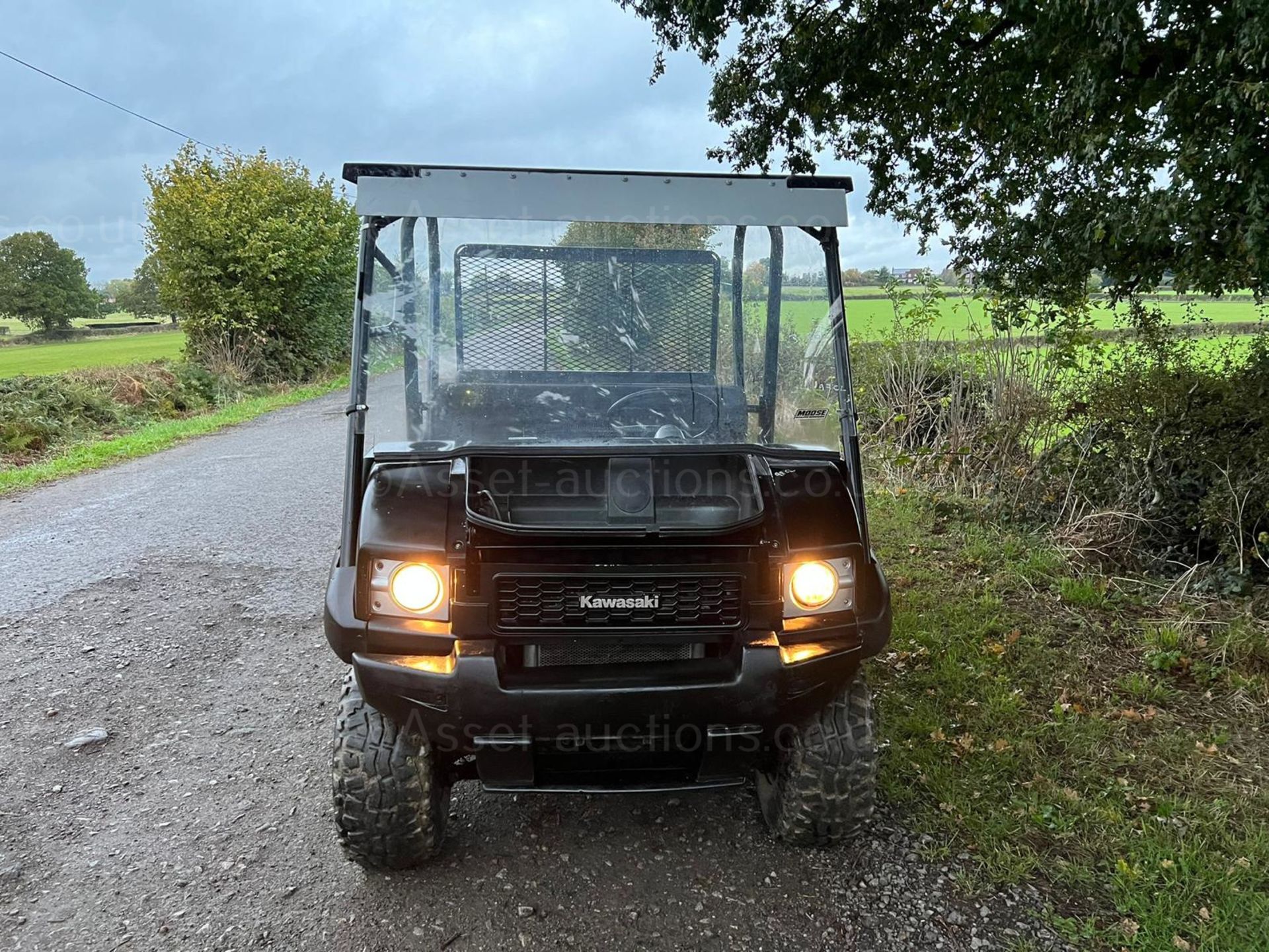 2011 KAWASAKI MULE 4010 4WD 4/5 SEATER DIESEL BUGGI, RUNS AND DRIVES, SHOWING A LOW 2038 HOURS - Image 9 of 19