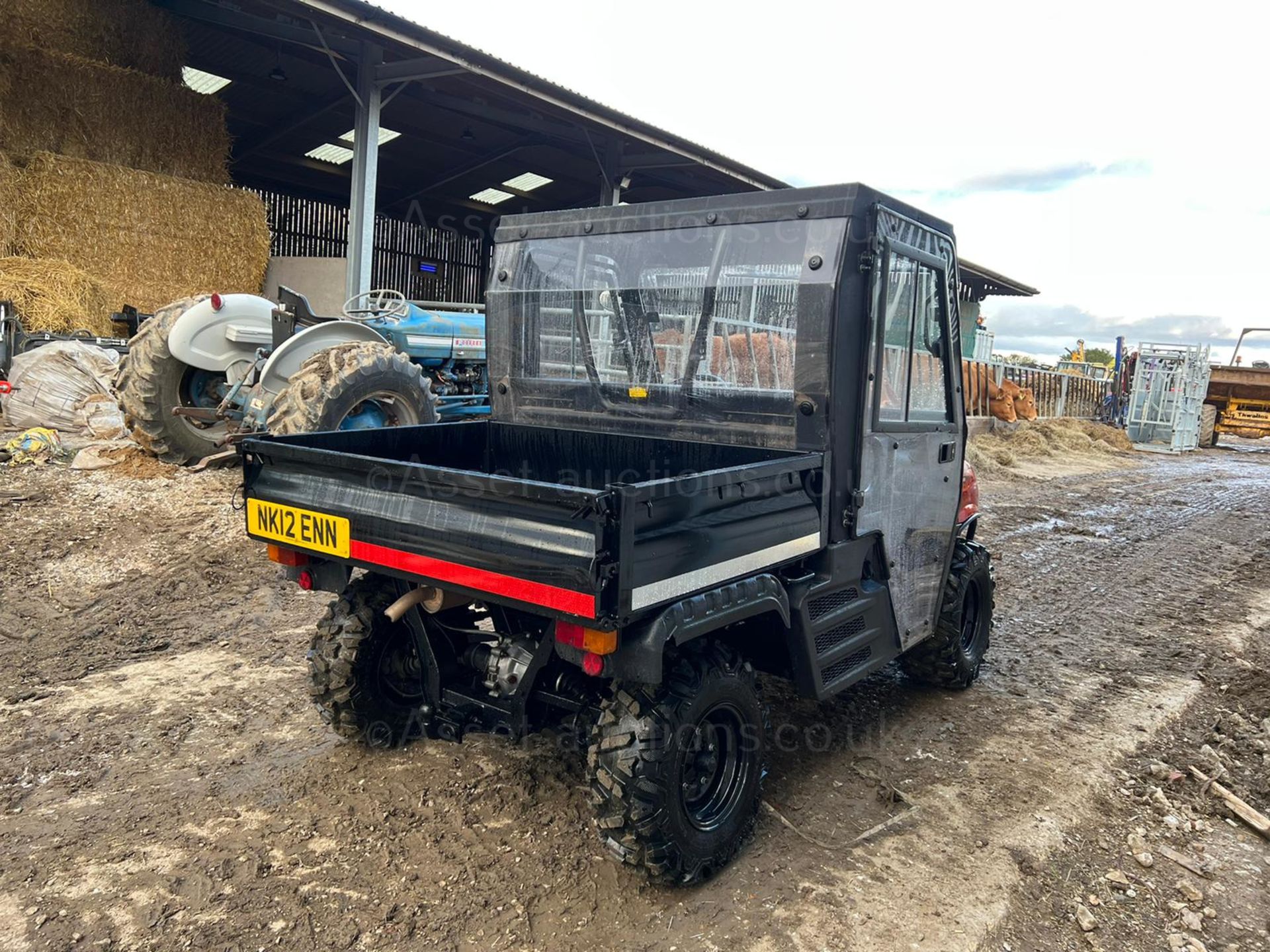 2012 KIOTI MECHRON 2200 4WD BUGGI, RUNS AND DRIVES, SHOWING A LOW 2476 HOURS, FULLY CABBED *PLUS VAT - Image 5 of 14