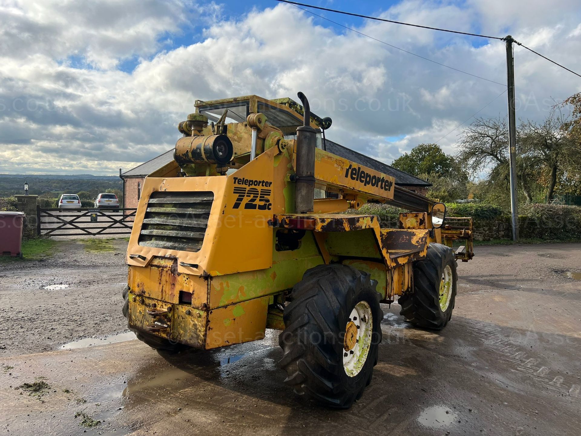 SANDERSON T2-725C 4WD TELESCOPIC HANDLER, RUNS DRIVES AND LIFTS, SHOWING A LOW 2535 HOURS *PLUS VAT* - Image 6 of 21