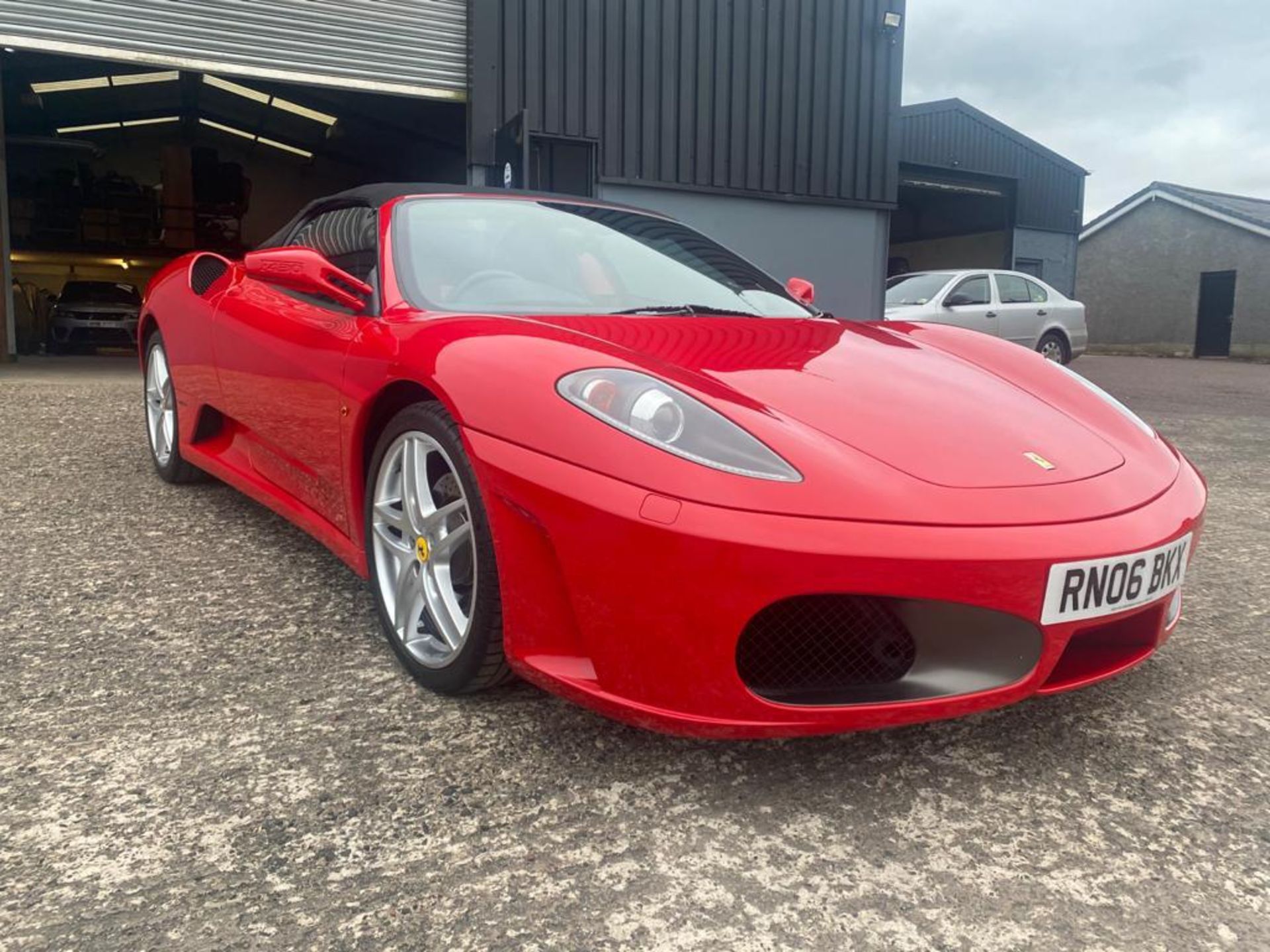 2006 FERRARI F430 SPIDER F1 CONVERTIBLE RED SPORTS CAR, SHOWING 3 FORMER KEEPERS *NO VAT*