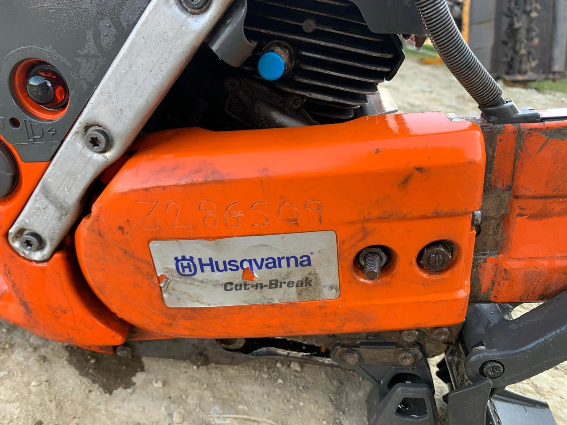 2016 HUSQVARNA CUT-N-BREAK TWIN BLADE DISC CUTTER, RUNS AND WORKS, STRAIGHT FROM WORK *PLUS VAT* - Image 10 of 11