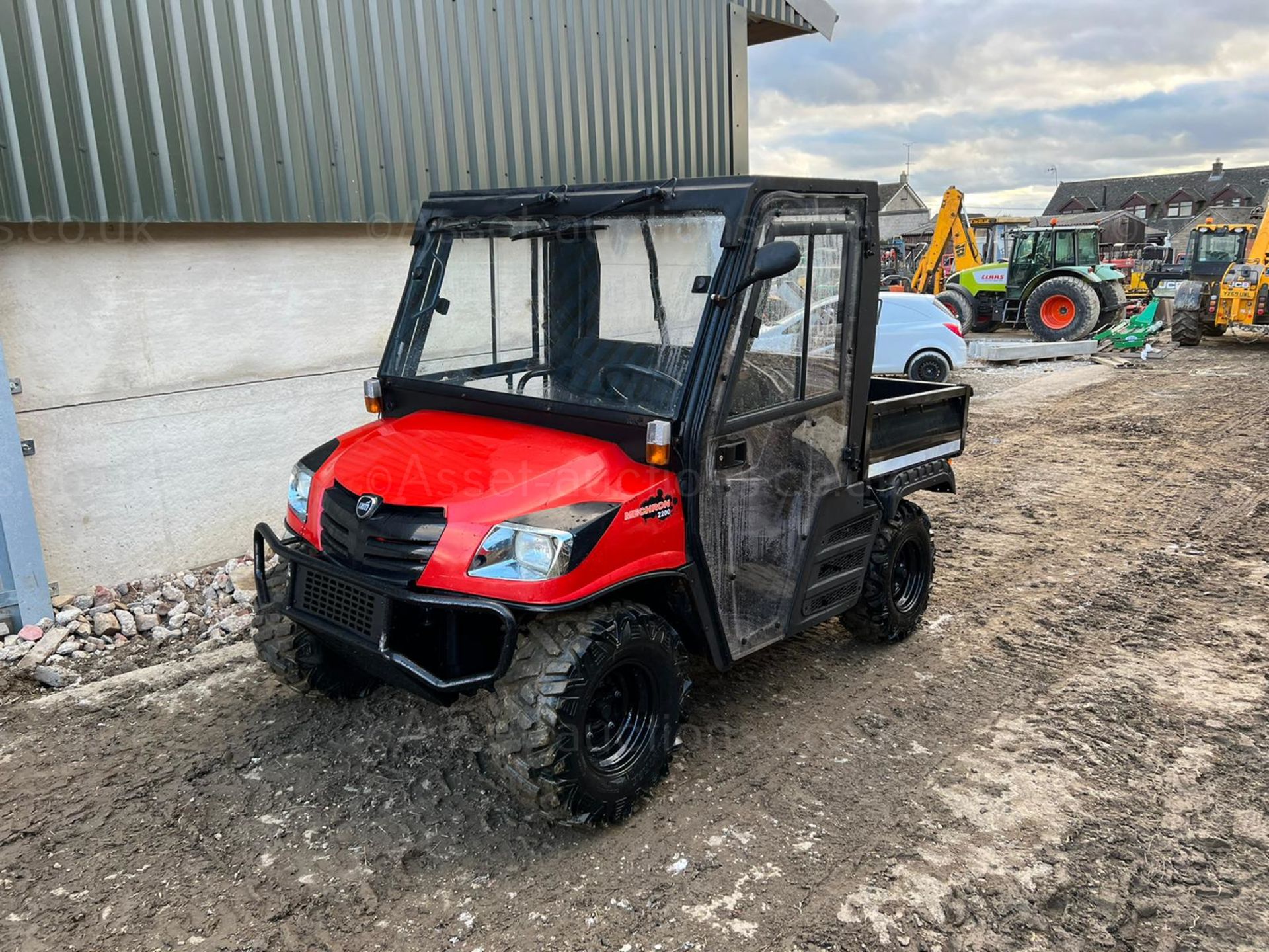 2012 KIOTI MECHRON 2200 4WD BUGGI, RUNS AND DRIVES, SHOWING A LOW 2476 HOURS, FULLY CABBED *PLUS VAT - Image 2 of 14