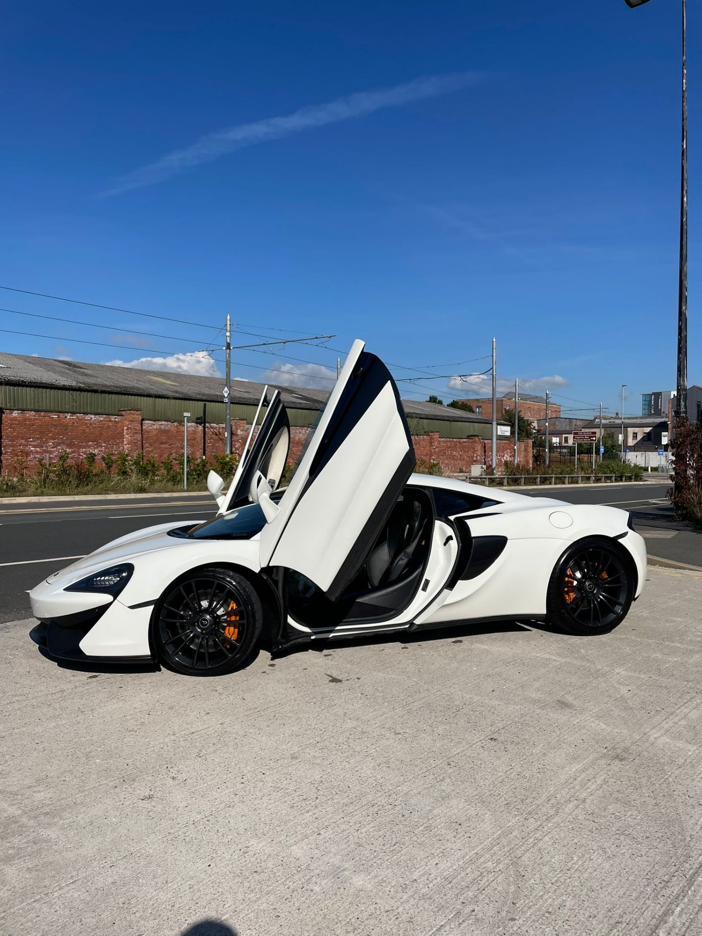 2016 MCLAREN 540C COUPE AUTO WHITE COUPE, 3.8 PETROL ENGINE, SHOWING 30K MILES *NO VAT* - Image 3 of 12