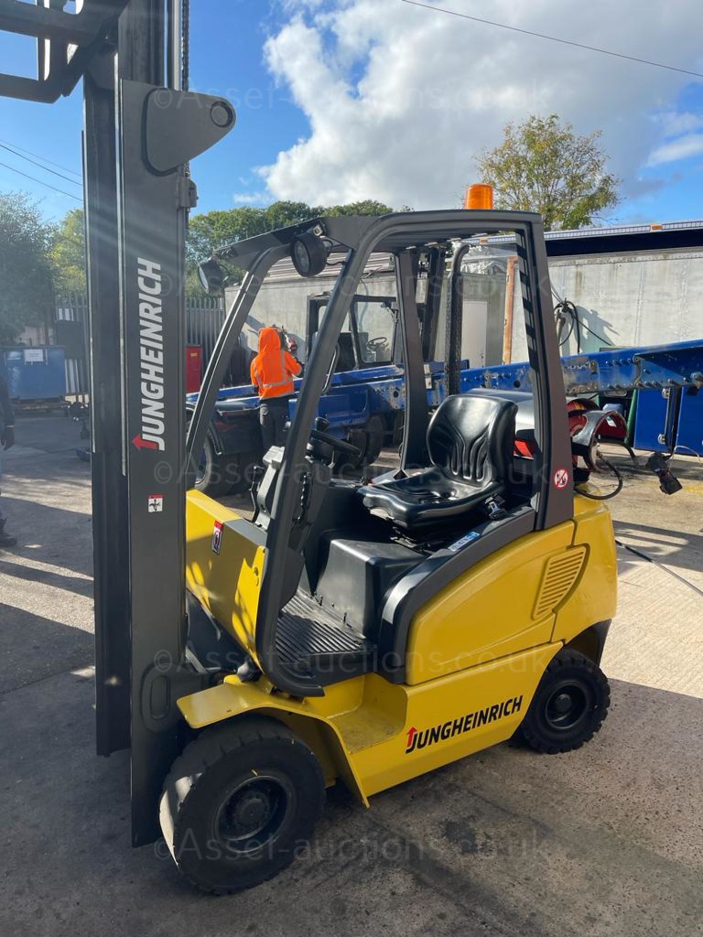 JUNGHEINRICH FORKLIFT, EXCELLENT WORKING ORDER, 7713 HOURS *PLUS VAT* - Image 2 of 8