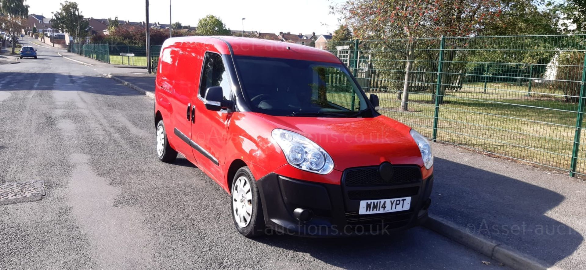 2014 FIAT DOBLO 16V MULTIJET RED PANEL VAN, 84K MILES, 1.2 DIESEL ENGINE *PLUS VAT* - Image 5 of 11