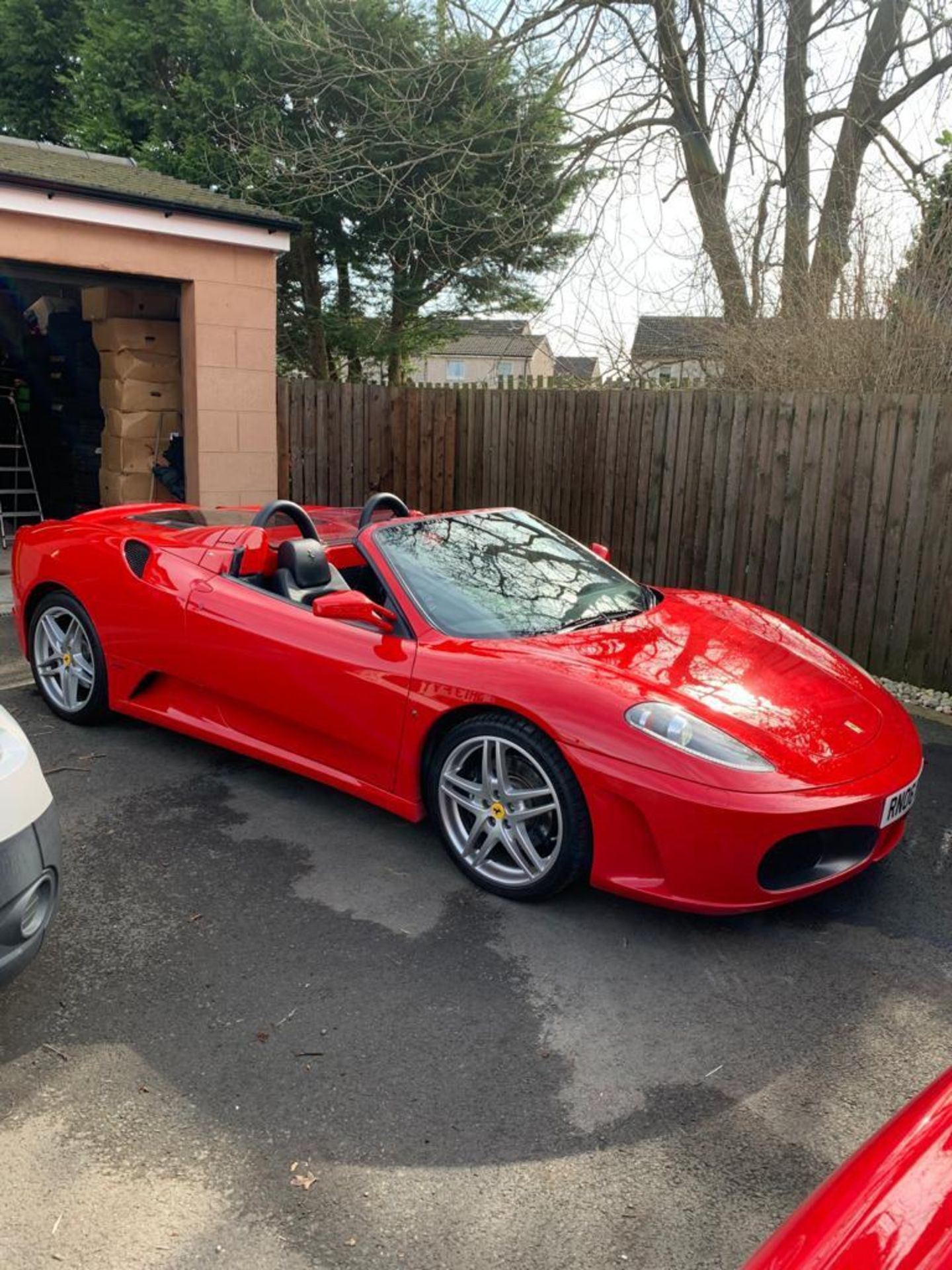 2006 FERRARI F430 SPIDER F1 CONVERTIBLE RED SPORTS CAR, SHOWING 3 FORMER KEEPERS *NO VAT* - Image 10 of 28