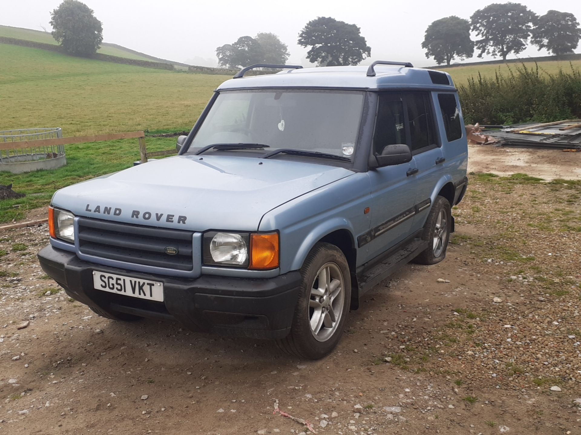 2001 LAND ROVER DISCOVERY TD5 S AUTO BLUE ESTATE, 7 SEATER MODEL *NO VAT* - Image 3 of 7