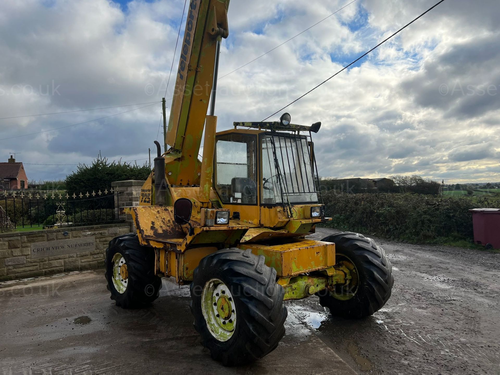 SANDERSON T2-725C 4WD TELESCOPIC HANDLER, RUNS DRIVES AND LIFTS, SHOWING A LOW 2535 HOURS *PLUS VAT* - Image 4 of 21