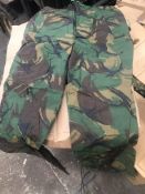 25 x DPM CAMOUFLAGE WATERPROOF TROUSERS, GRADE 2 VARIOUS SIZES *NO VAT*