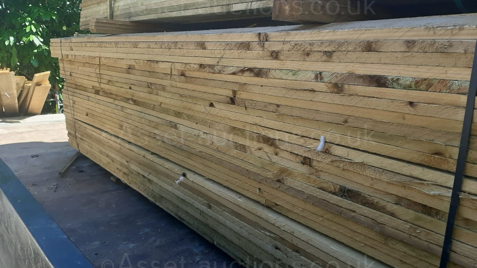 50 TREATED TIMBER BOARDS, 2700 x 150 x 22 mm, ALL NEW AND TREATED *NO VAT* - Image 3 of 4