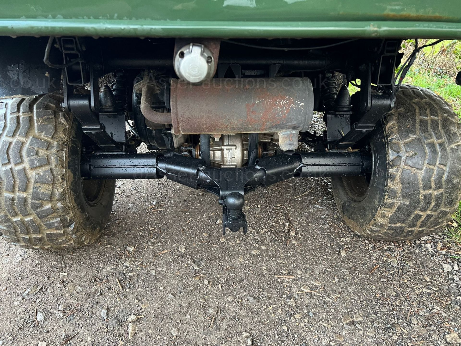 KAWASAKI MULE 3010 4WD BUGGI WITH FRONT WINCH, RUNS AND DRIVES, FULLY CABBED, ELECTRIC START - Image 14 of 14