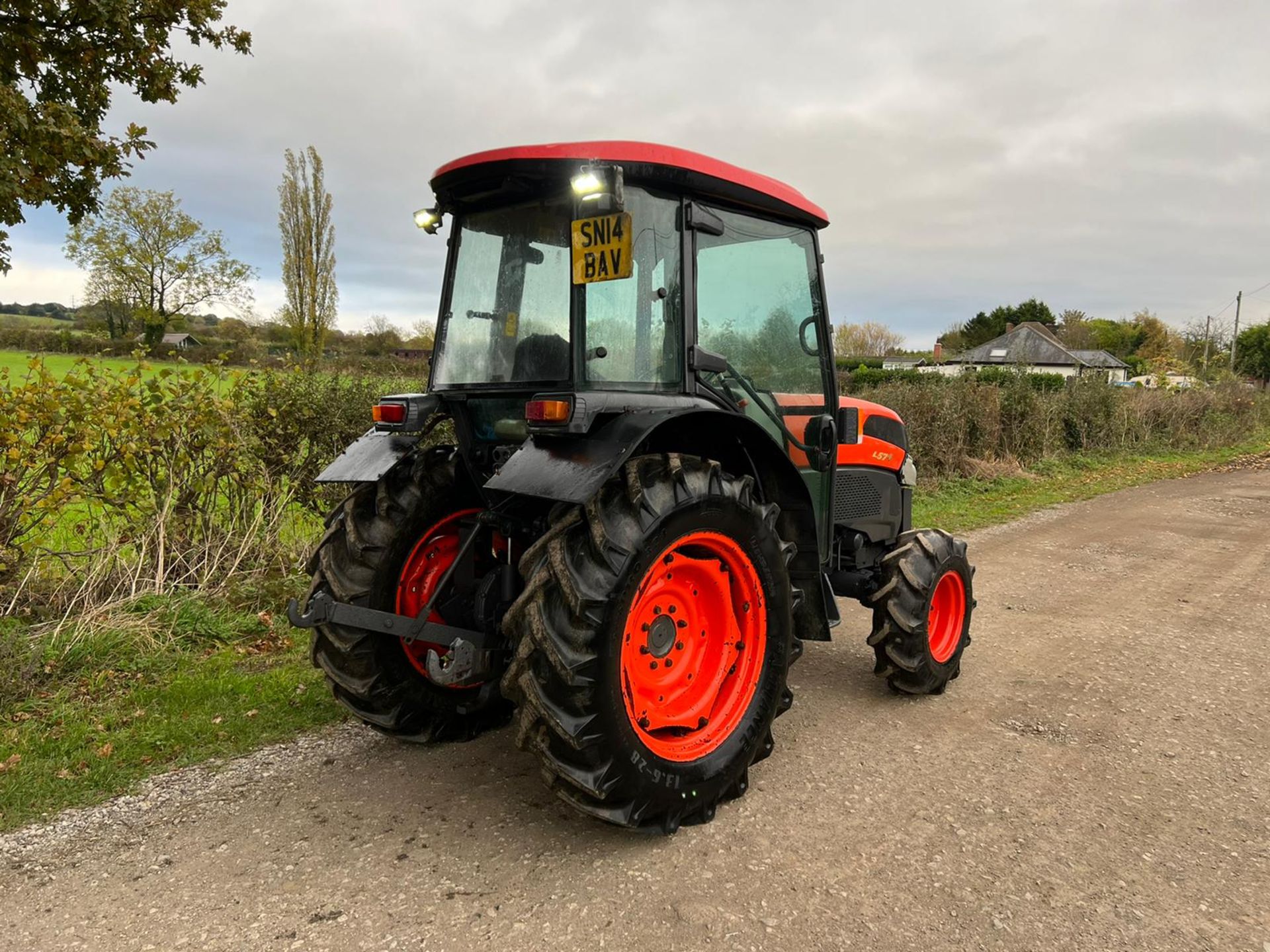 2014 KUBOTA L5740 59hp 4WD TRACTOR, RUNS AND DRIVES, FULLY CABBED, ROAD REGISTERED *PLUS VAT* - Image 10 of 24