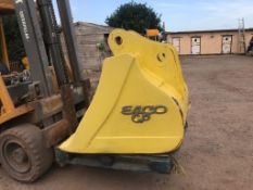 EACO 4ft BUCKET 80mm PINS *NO VAT*