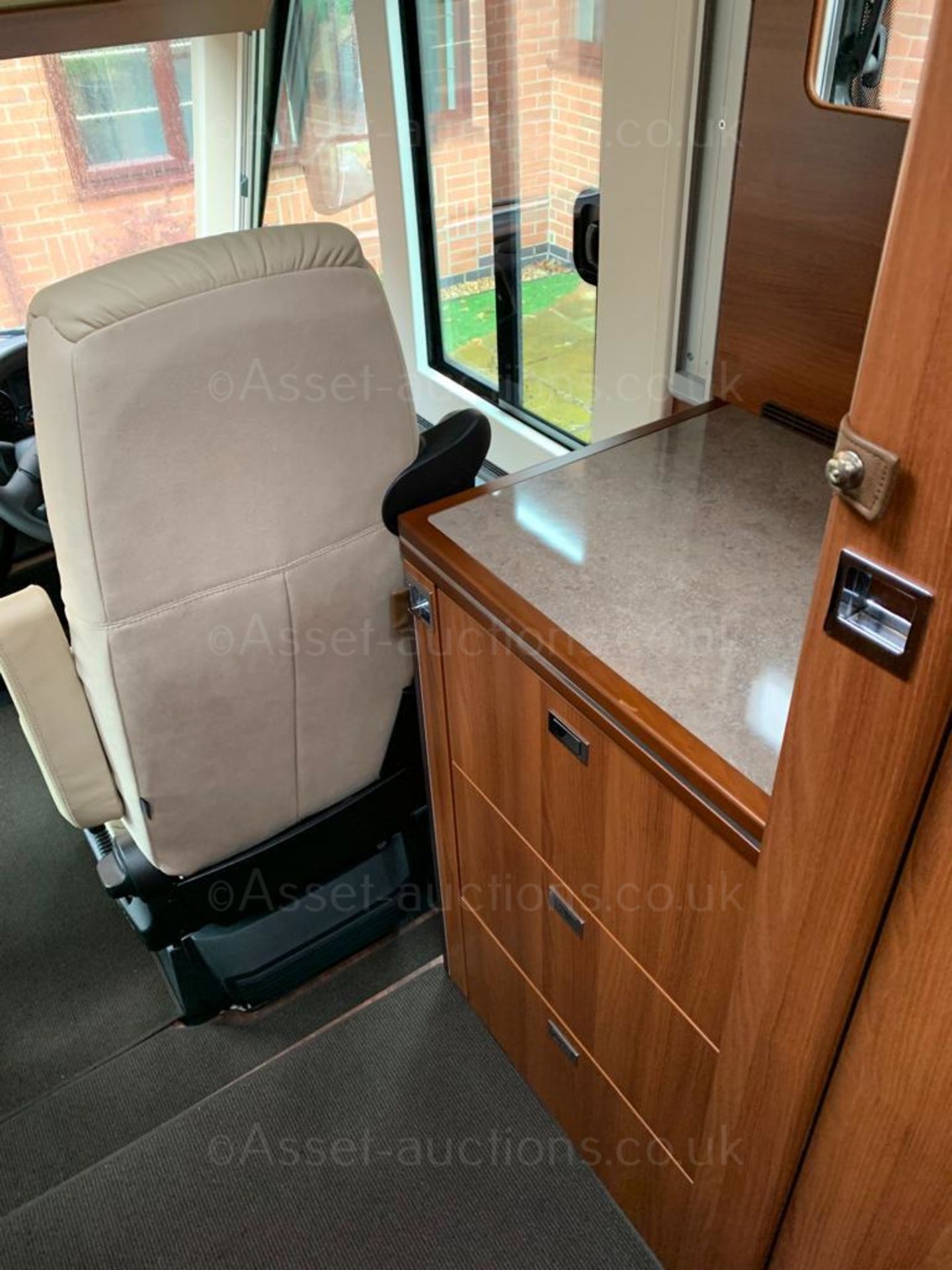 2020 CARTHAGO LINER-FOR-TWO 53L MOTORHOME, SHOWING 4529 MILES, MINT CONDITION *NO VAT* - Image 33 of 33