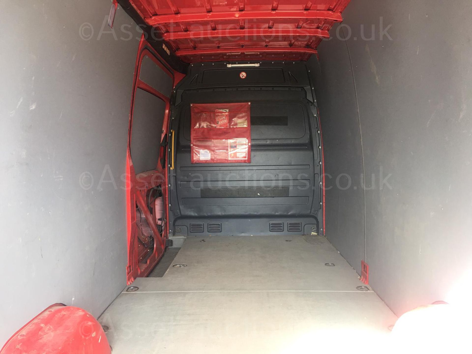 2013 MERCEDES-BENZ SPRINTER 310 CDI RED PANEL VAN, 2143cc DIESEL ENGINE, BLUE EFFICIENCY *NO VAT* - Image 26 of 54