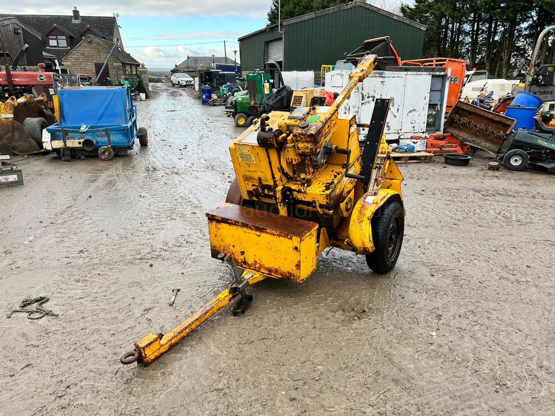 BENFORD 1-71L F/R SINGLE DRUM VIBRATING ROLLER WITH TRAILER, GOOD TYRES, TOWS WELL *PLUS VAT*