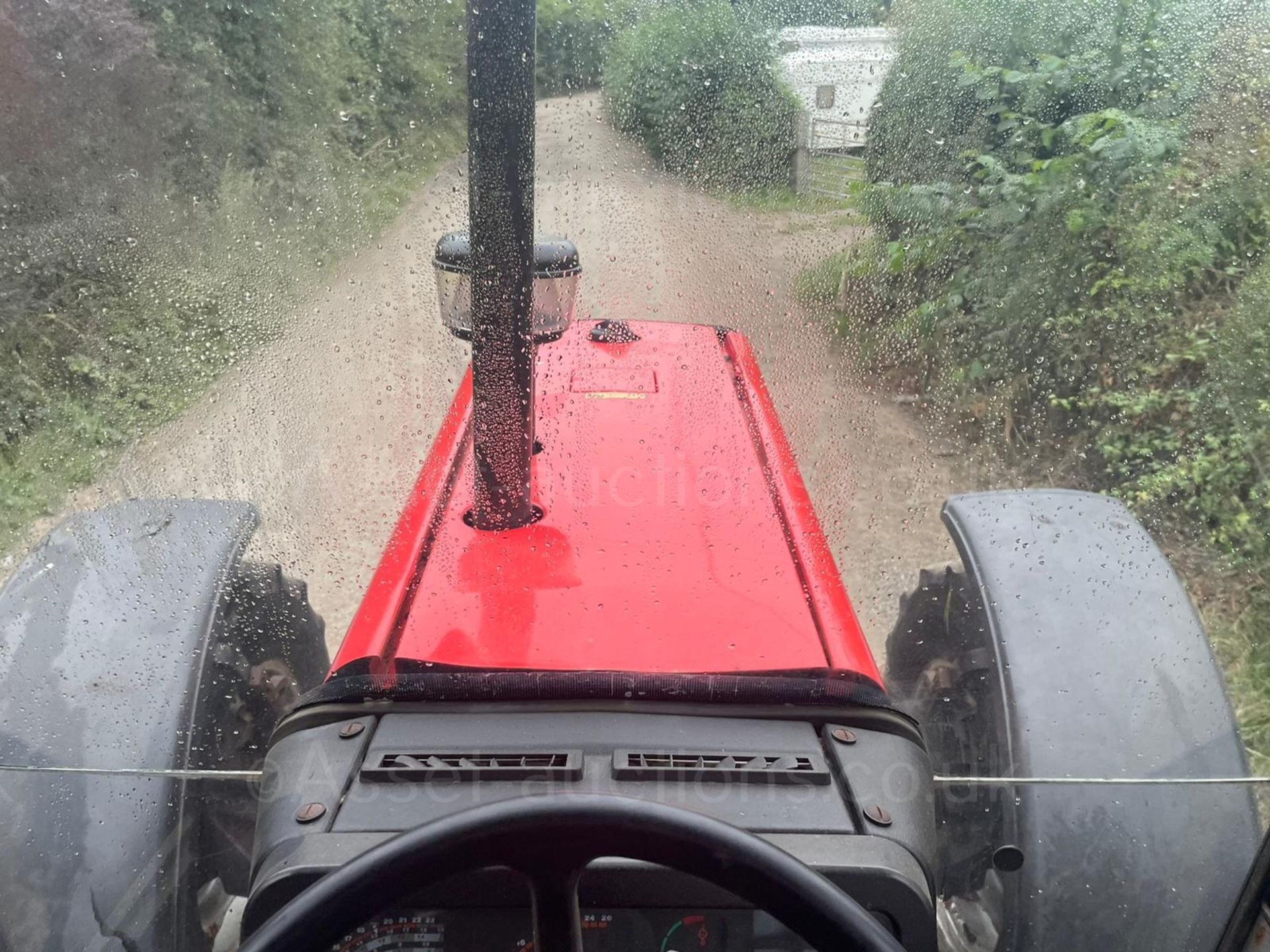 MASSEY FERGUSON 398 4WD TRACTOR, RUNS AND DRIVES, 12 SPEED GEARBOX, CABBED, 95hp *PLUS VAT* - Image 6 of 13