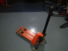 BT ROLATRUCK SHORT REACH MONOLIFT PALLET TRUCK *NO VAT*