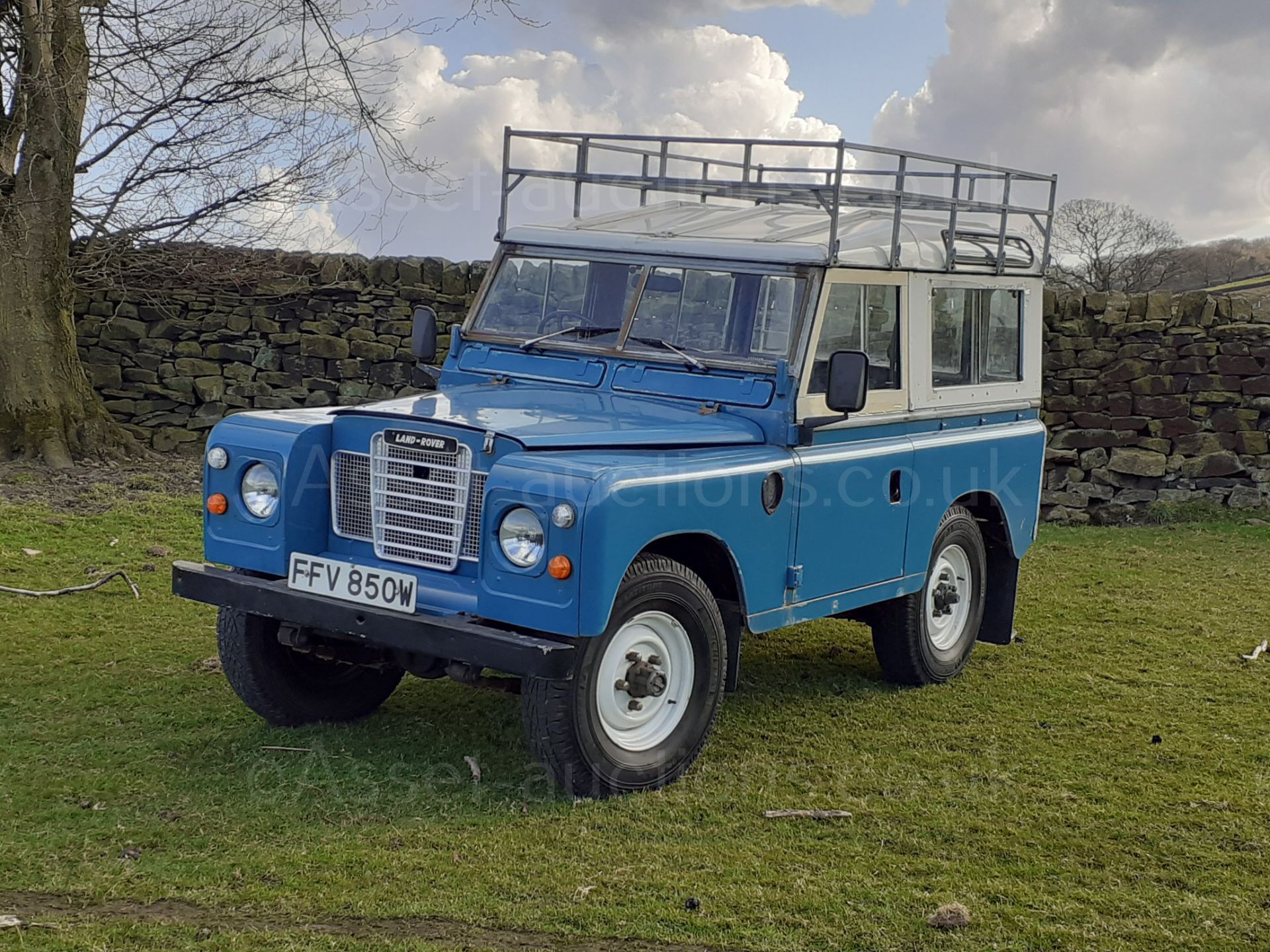 1980 LAND ROVER SERIES III CLASSIC STATION WAGON, TAX AND MOT EXEMPT *NO VAT* - Image 13 of 22