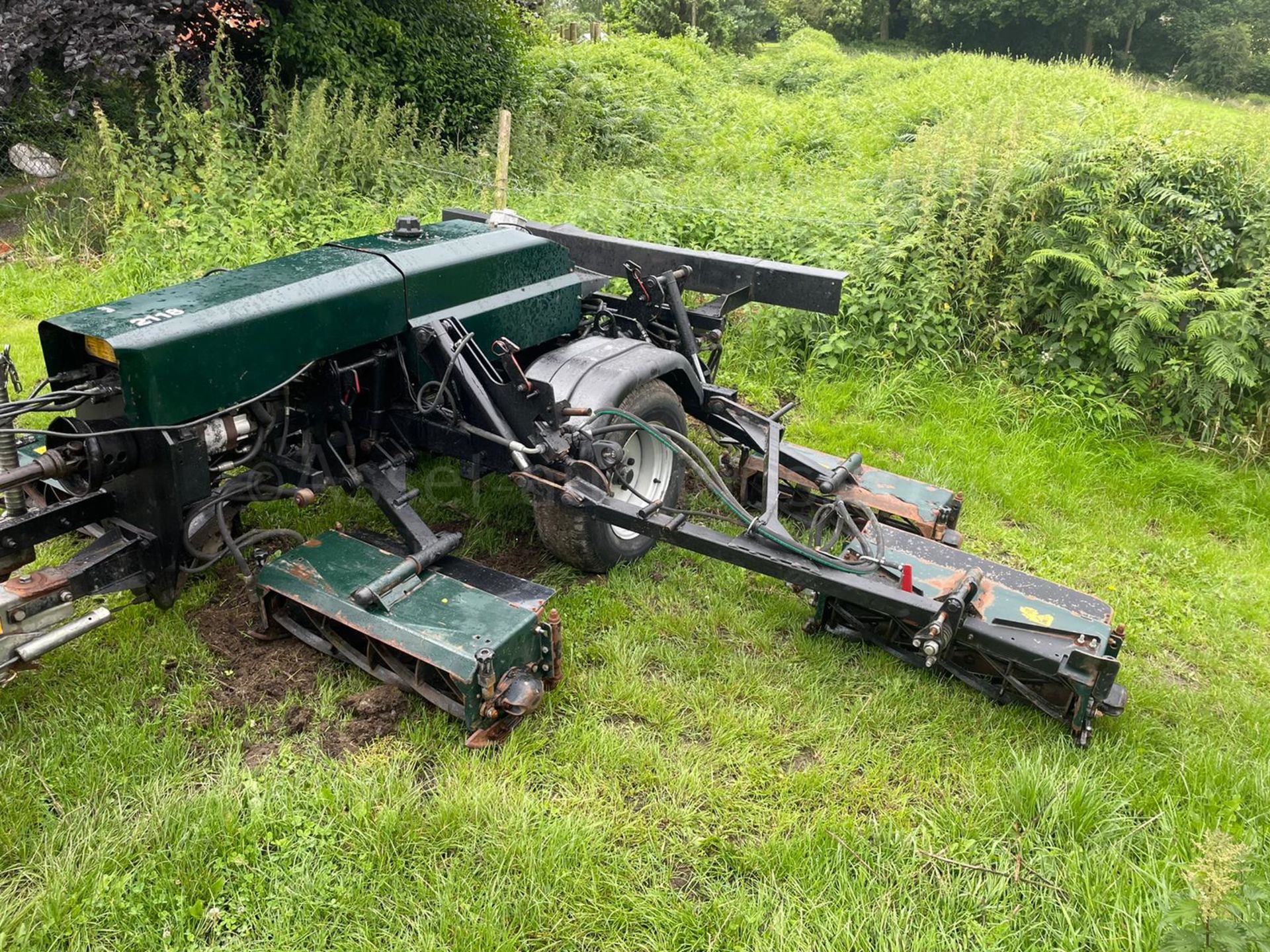 HAYTER TM749 7 GANG SINGLE AXLE TOW BEHIND MOWER, PTO DRIVEN, JOCKEY WHEEL *PLUS VAT* - Image 4 of 9