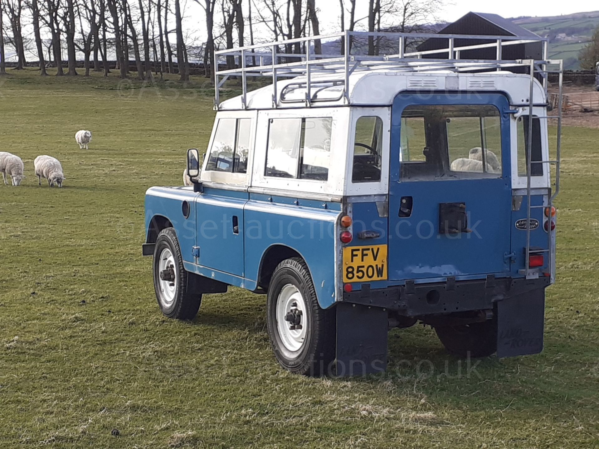 1980 LAND ROVER SERIES III CLASSIC STATION WAGON, TAX AND MOT EXEMPT *NO VAT* - Image 12 of 22