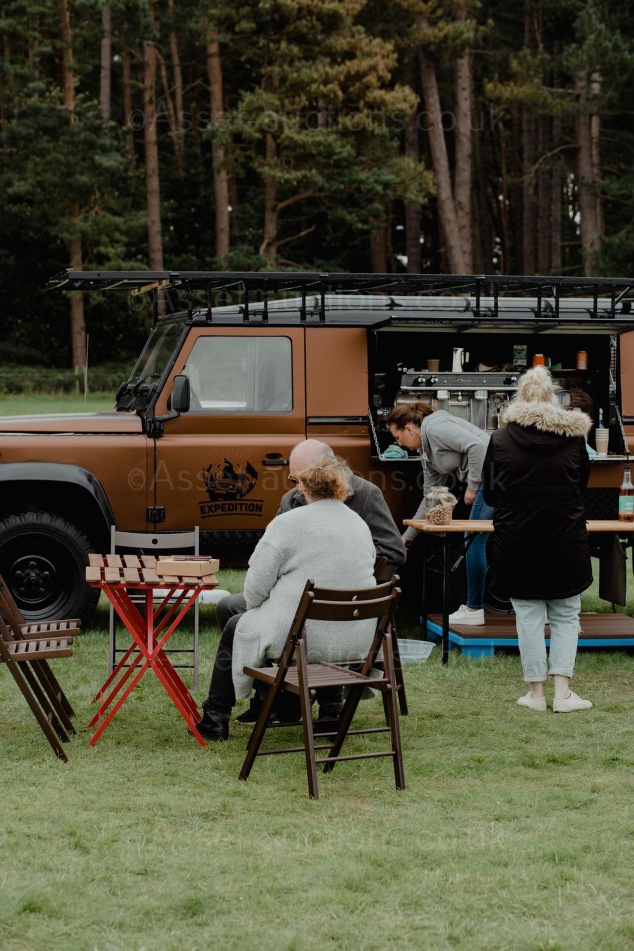 READY TO GO BUSINESS, EXPEDITION COFFEE, TASTEFULLY CONVERTED AS A DUAL FUEL MOBILE COFFEE BUSINESS - Image 30 of 41