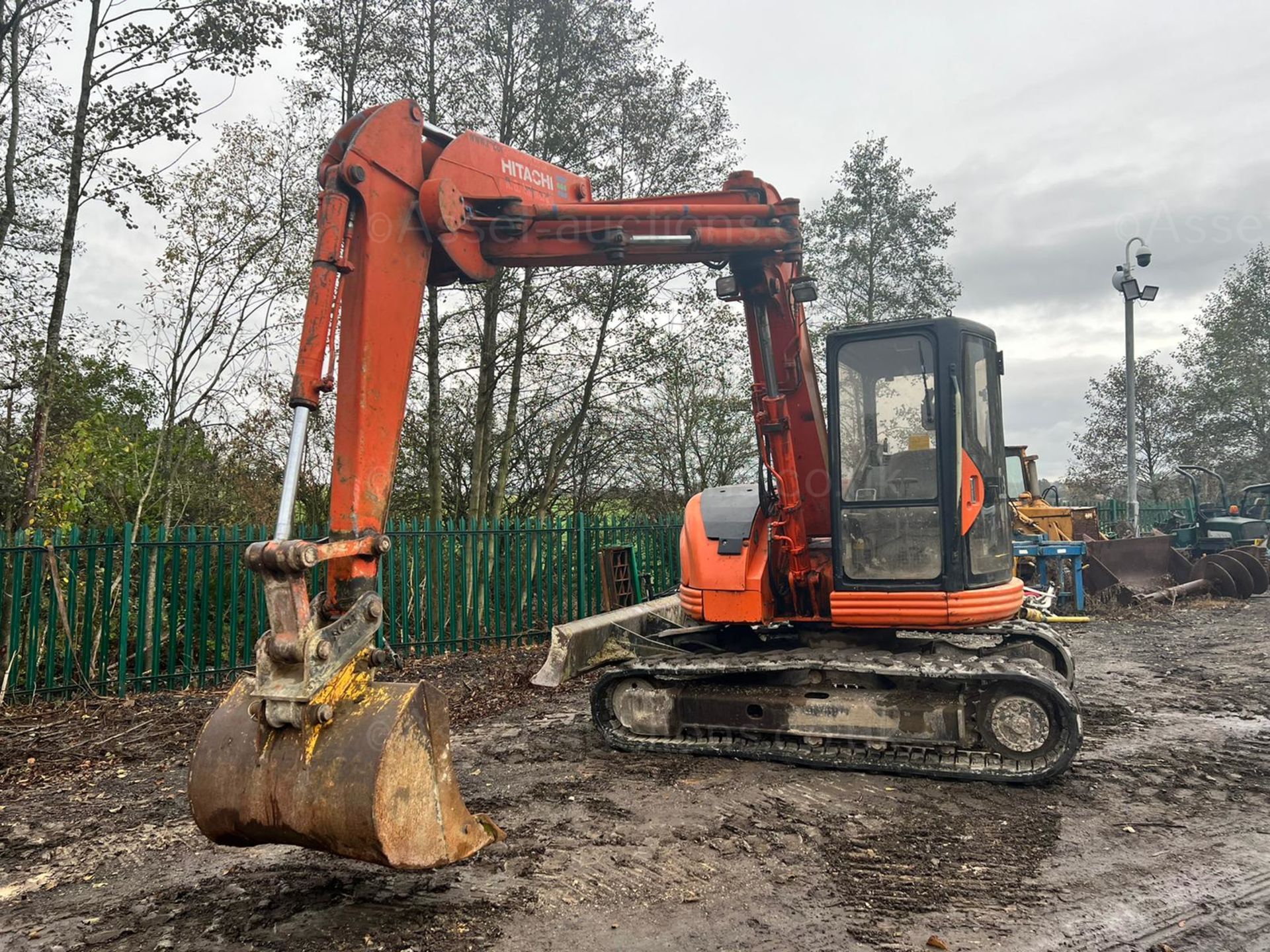 HITACHI EX75UR-3 7.5 TON RUBBER TRACKED EXCAVATOR, RUNS DRIVES AND DIGS, GOOD SET OF TRACKS - Image 3 of 24