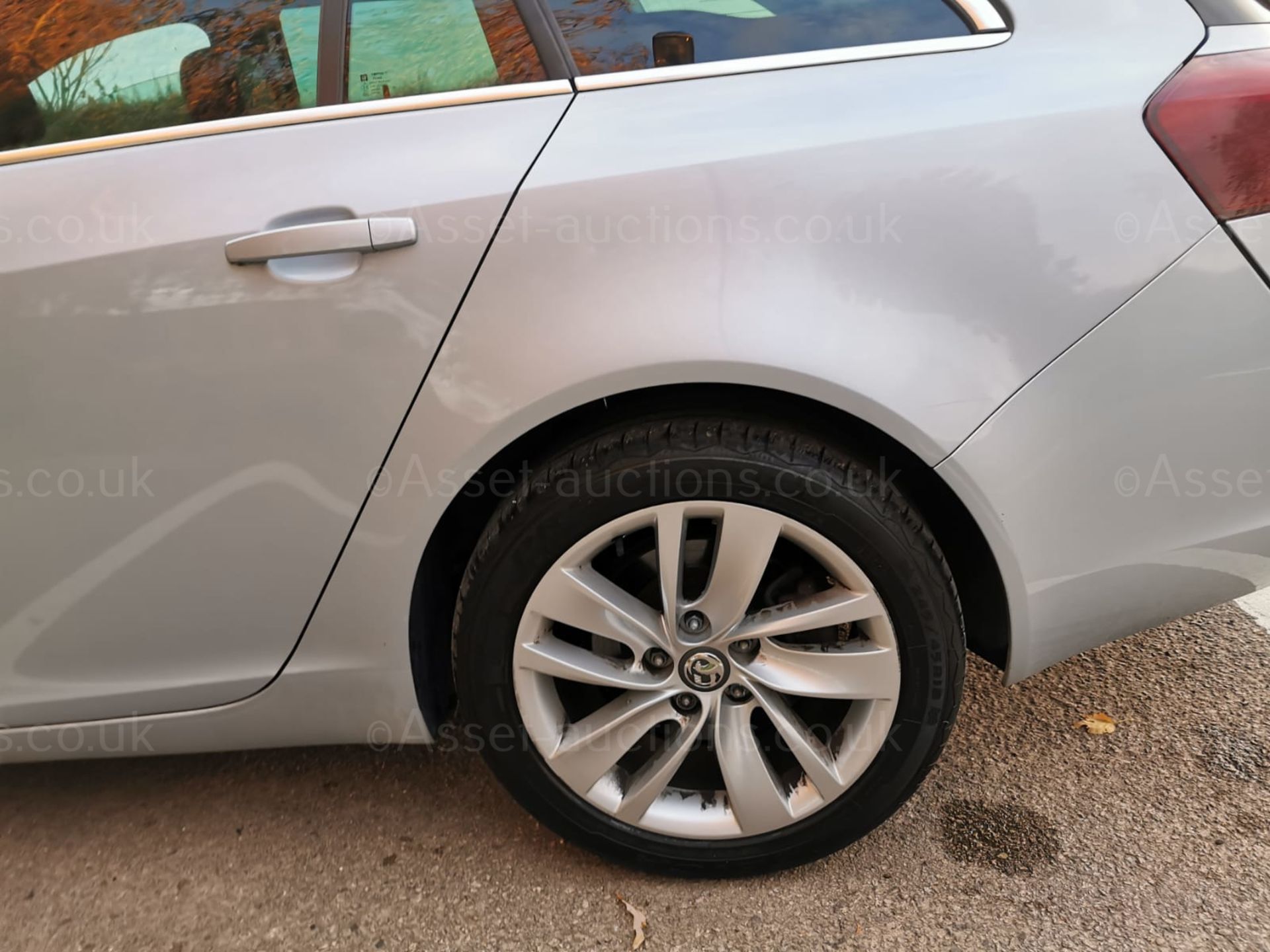 2014 VAUXHALL INSIGNIA ELITE NAV CDTI ECO SS SILVER ESTATE, 2.0 DIESEL, 115,110 MILES WITH FSH - Image 10 of 33