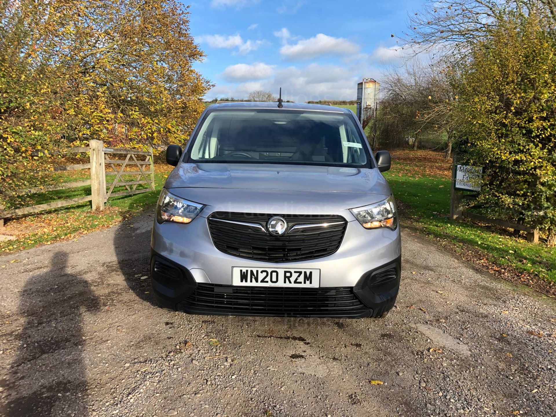 2020 VAUXHALL COMBO 2000 EDITION TD S/S GREY PANEL VAN, 19,696 MILES *PLUS VAT* - Image 2 of 13