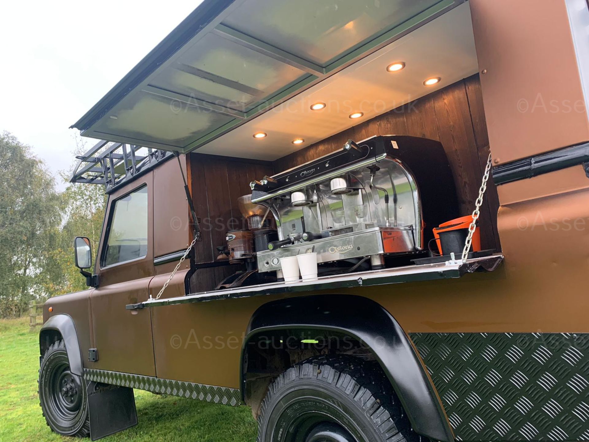 READY TO GO BUSINESS, EXPEDITION COFFEE, TASTEFULLY CONVERTED AS A DUAL FUEL MOBILE COFFEE BUSINESS - Image 16 of 41