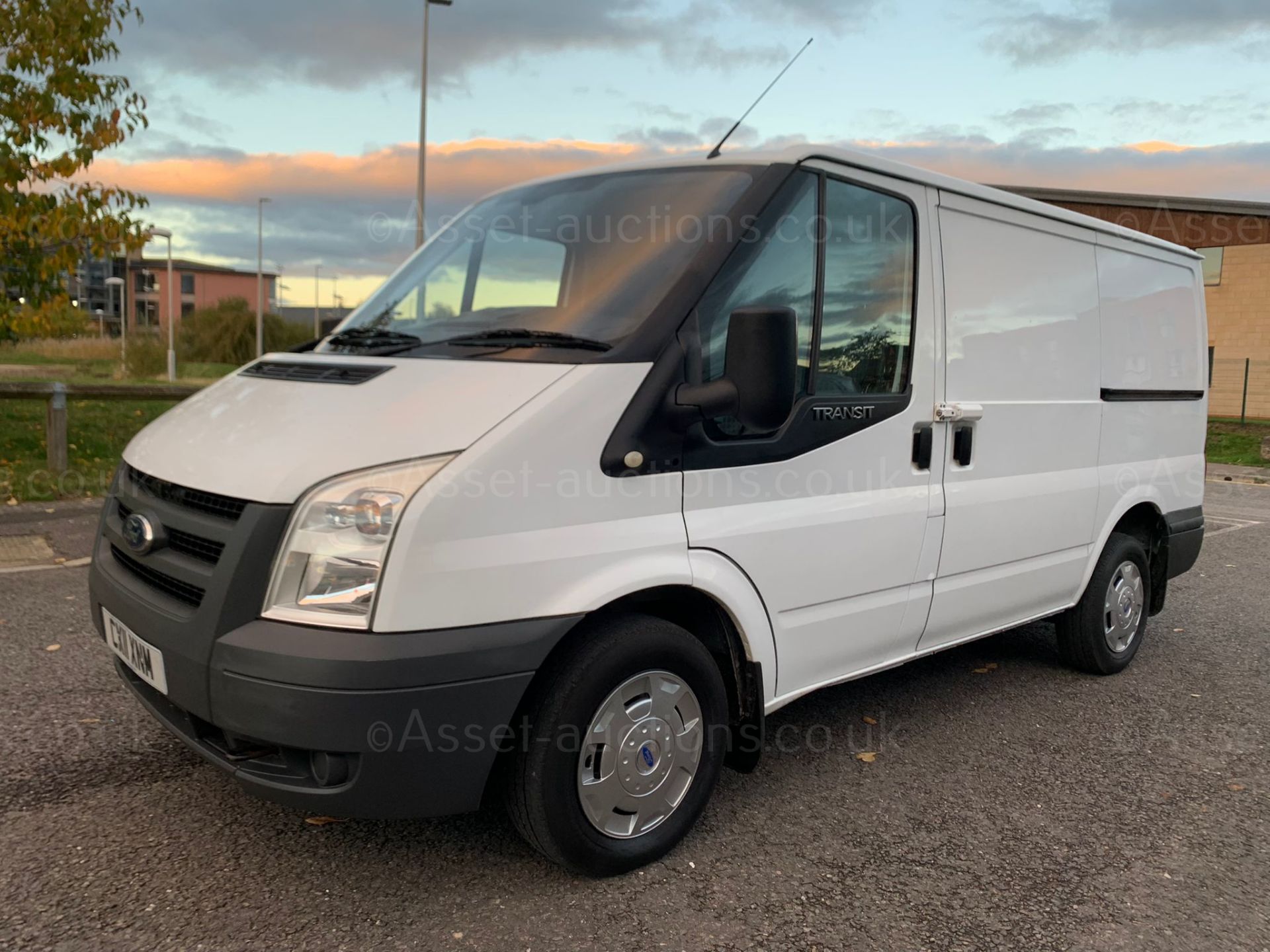 2011 FORD TRANSIT 85 T280M FWD WHITE PANEL VAN, SHOWING 72,731 MILES, 2.2 DIESEL *NO VAT* - Image 2 of 13