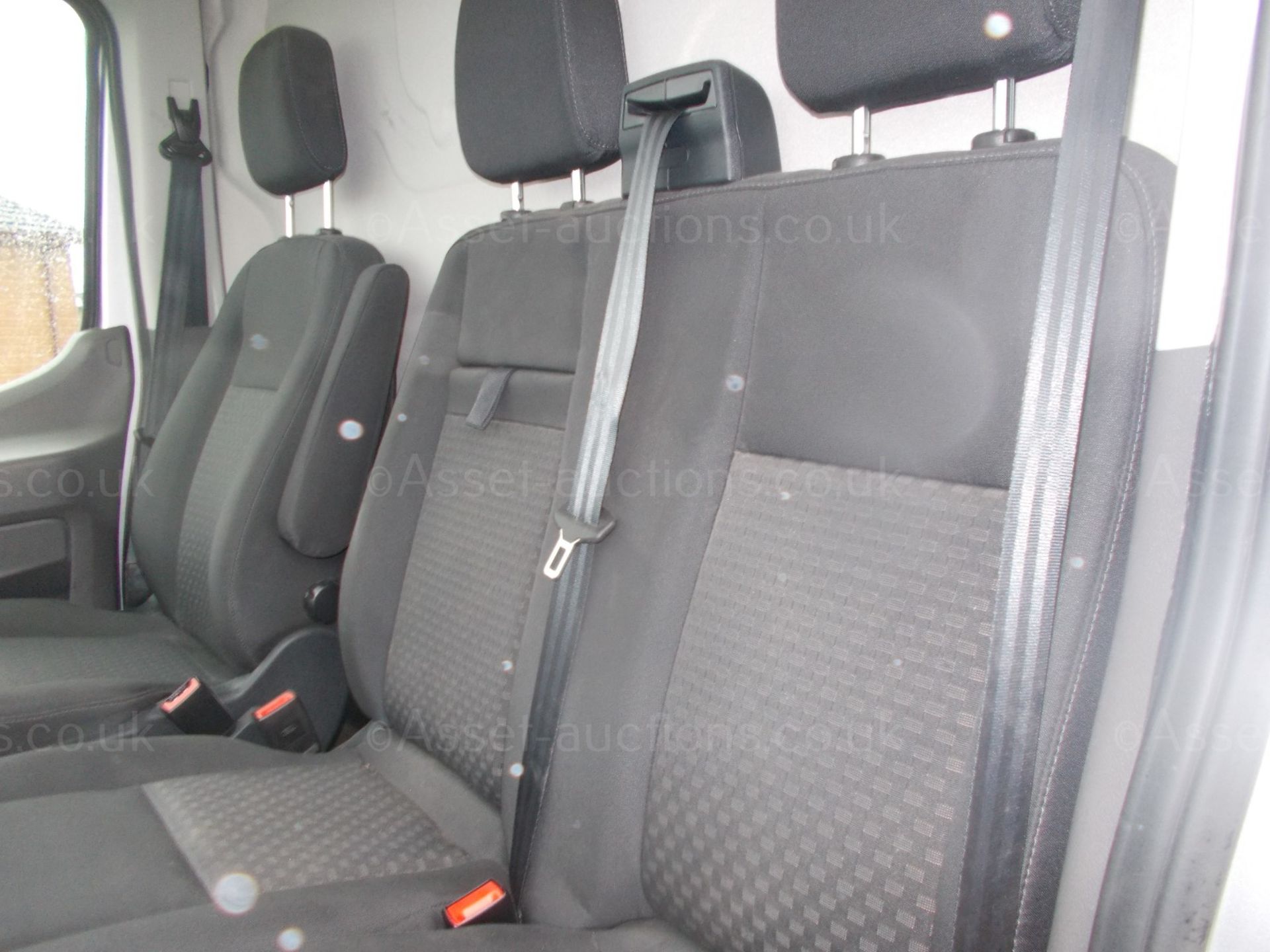 2021 FORD TRANSIT 350 TREND ECOBLUE SILVER, 2.0 DIESEL, 6 SPEED MANUAL, 7K MILES *PLUS VAT* - Image 13 of 26