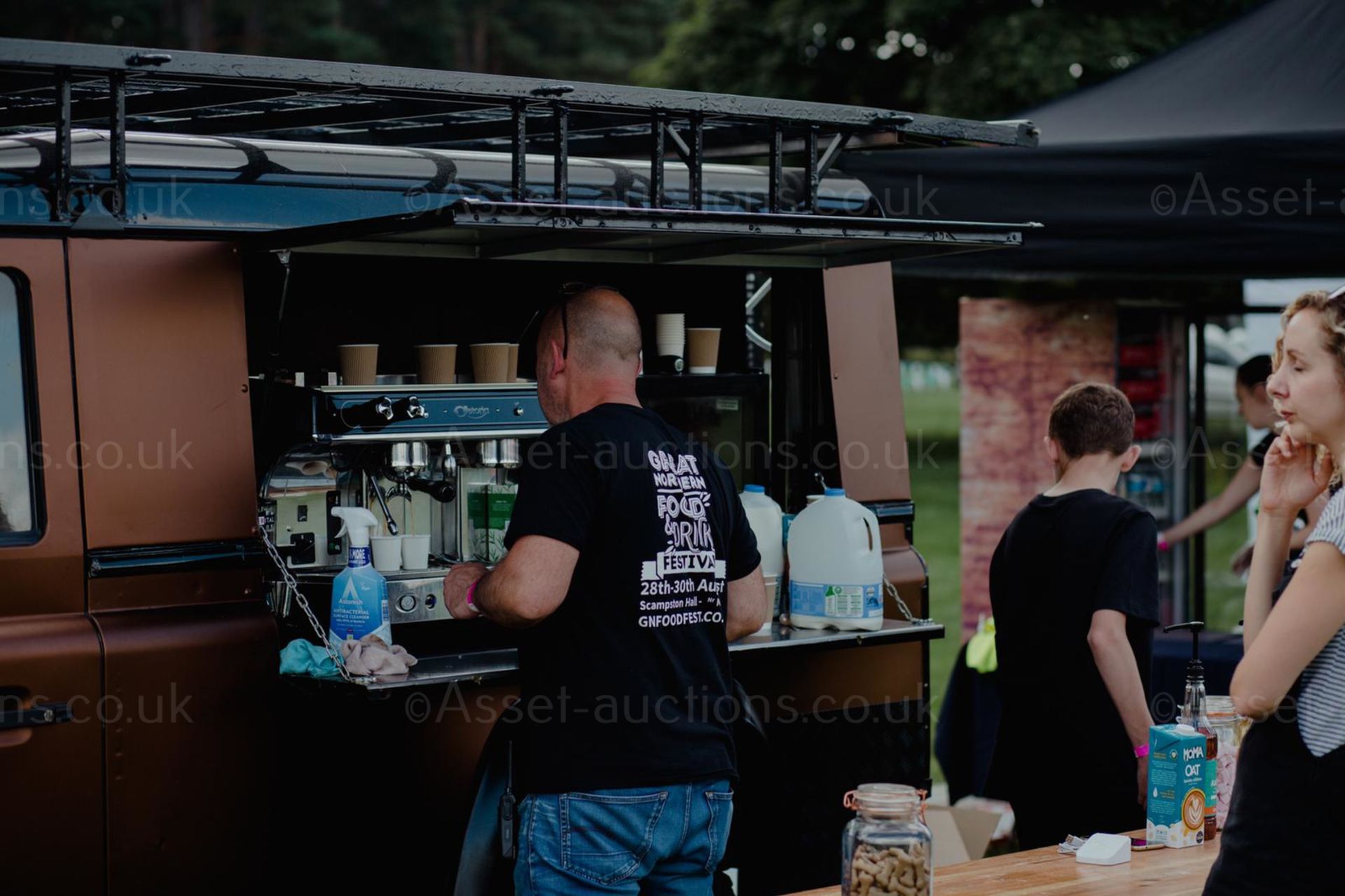 READY TO GO BUSINESS, EXPEDITION COFFEE, TASTEFULLY CONVERTED AS A DUAL FUEL MOBILE COFFEE BUSINESS - Image 29 of 41