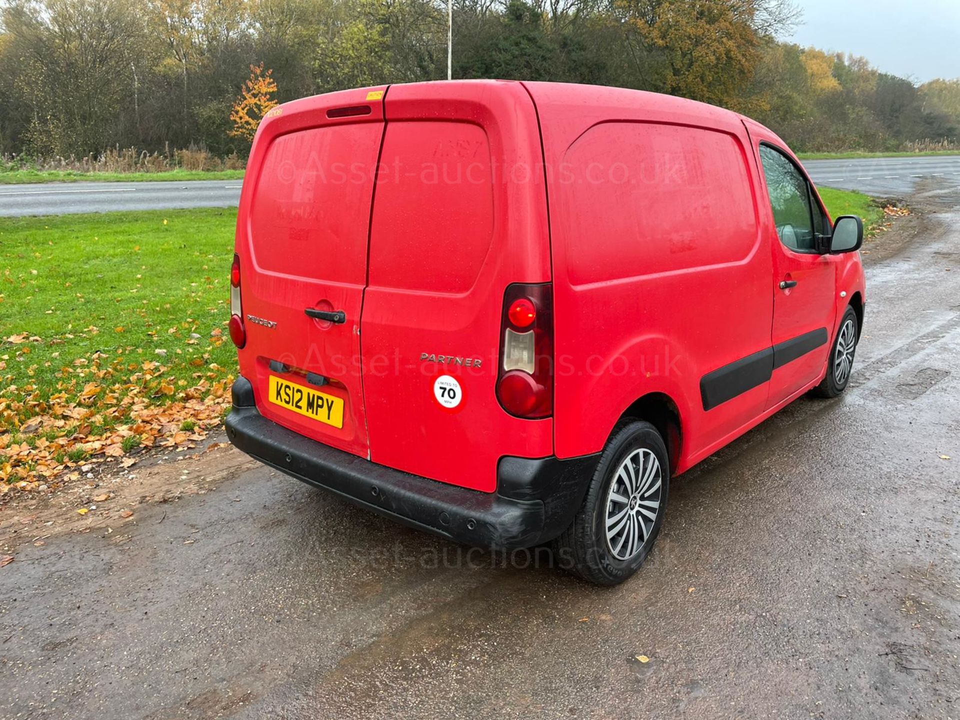 2012 PEUGEOT PARTNER 625 S L1 HDI RED PANEL VAN, 86,226 MILES, REVERSING SENSORS *PLUS VAT* - Image 6 of 20