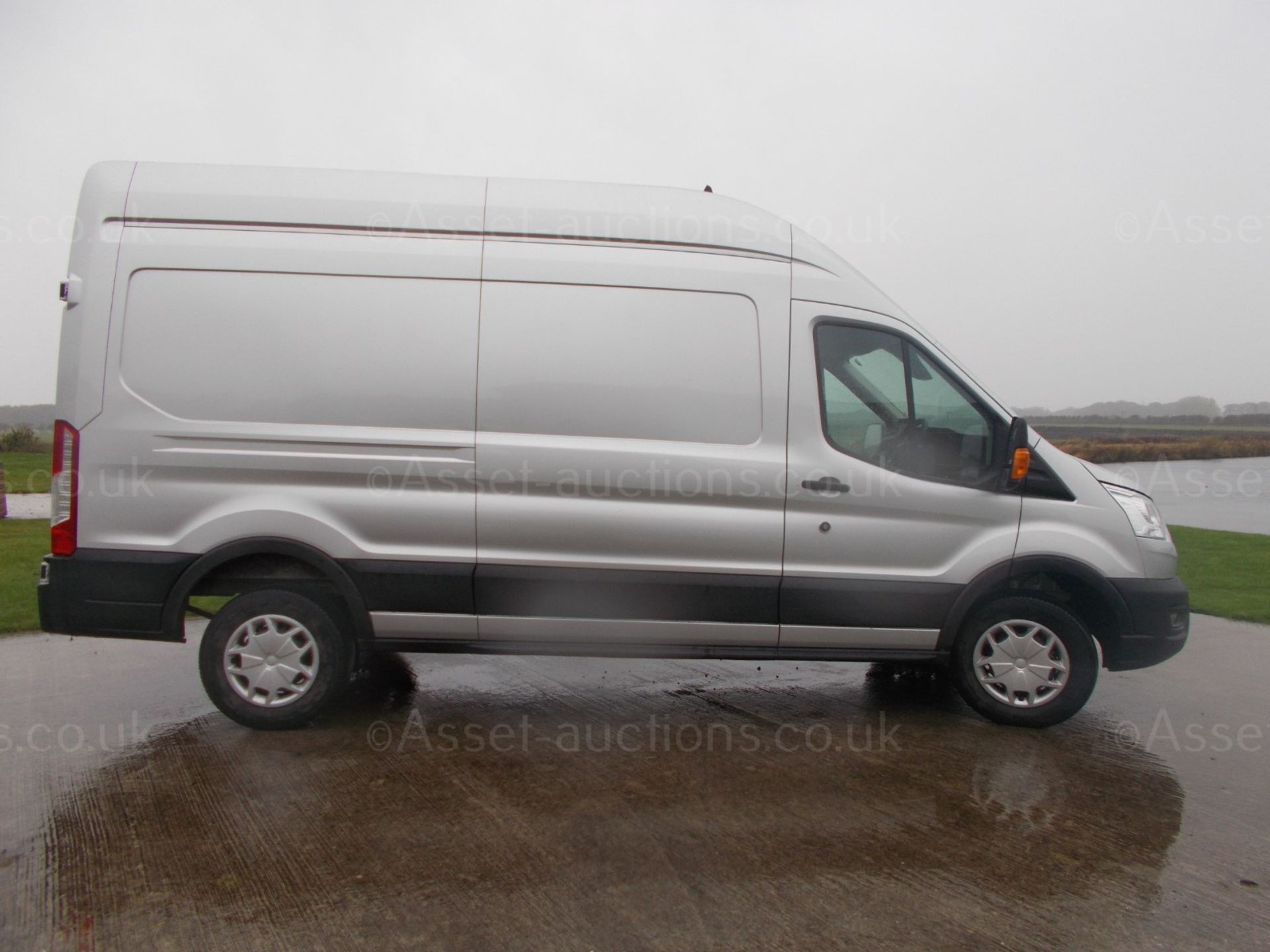 2021 FORD TRANSIT 350 TREND ECOBLUE SILVER, 2.0 DIESEL, 6 SPEED MANUAL, 7K MILES *PLUS VAT* - Image 4 of 26