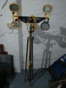 TELESCOPIC SITE LIGHTS, HEAVY DUTY TUBULAR LEGS WITH BOLT DOWN FEET *NO VAT*