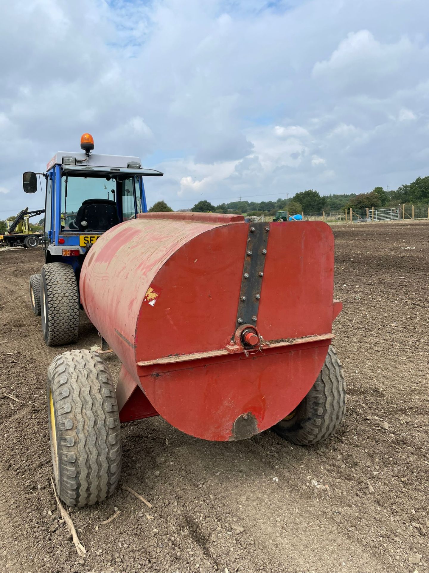 BSG COMPACT TRACTOR MUCK SPREADER, STILL IN WEEKLY USE *NO VAT* - Image 4 of 6
