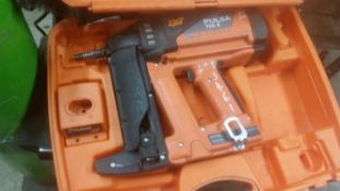 SPIT GUN PULSA 700E IN ORIGINAL BOX, NO CHARGER OR BATTERY, UNTESTED *NO VAT*