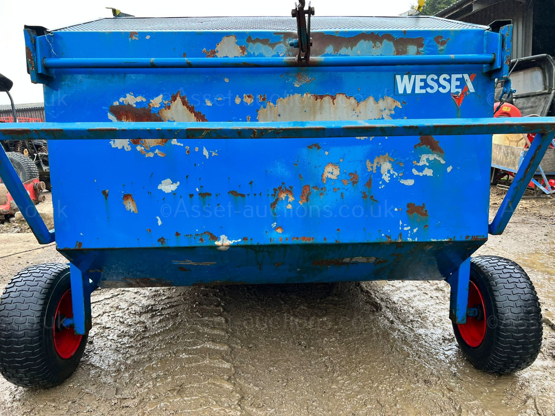 WESSEX SC4 1.2 METRE SINGLE AXLE TOW BEHIND SWEEPER COLLECTOR, PTO DRIVEN *PLUS VAT* - Image 6 of 9