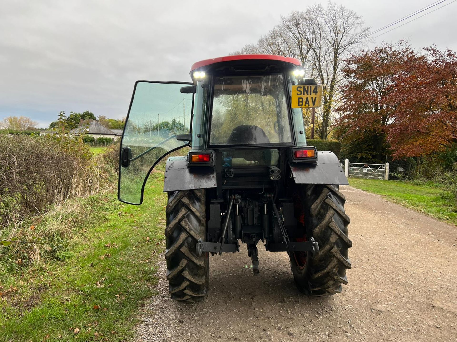 2014 KUBOTA L5740 59hp 4WD TRACTOR, RUNS AND DRIVES, FULLY CABBED, ROAD REGISTERED *PLUS VAT* - Image 13 of 24