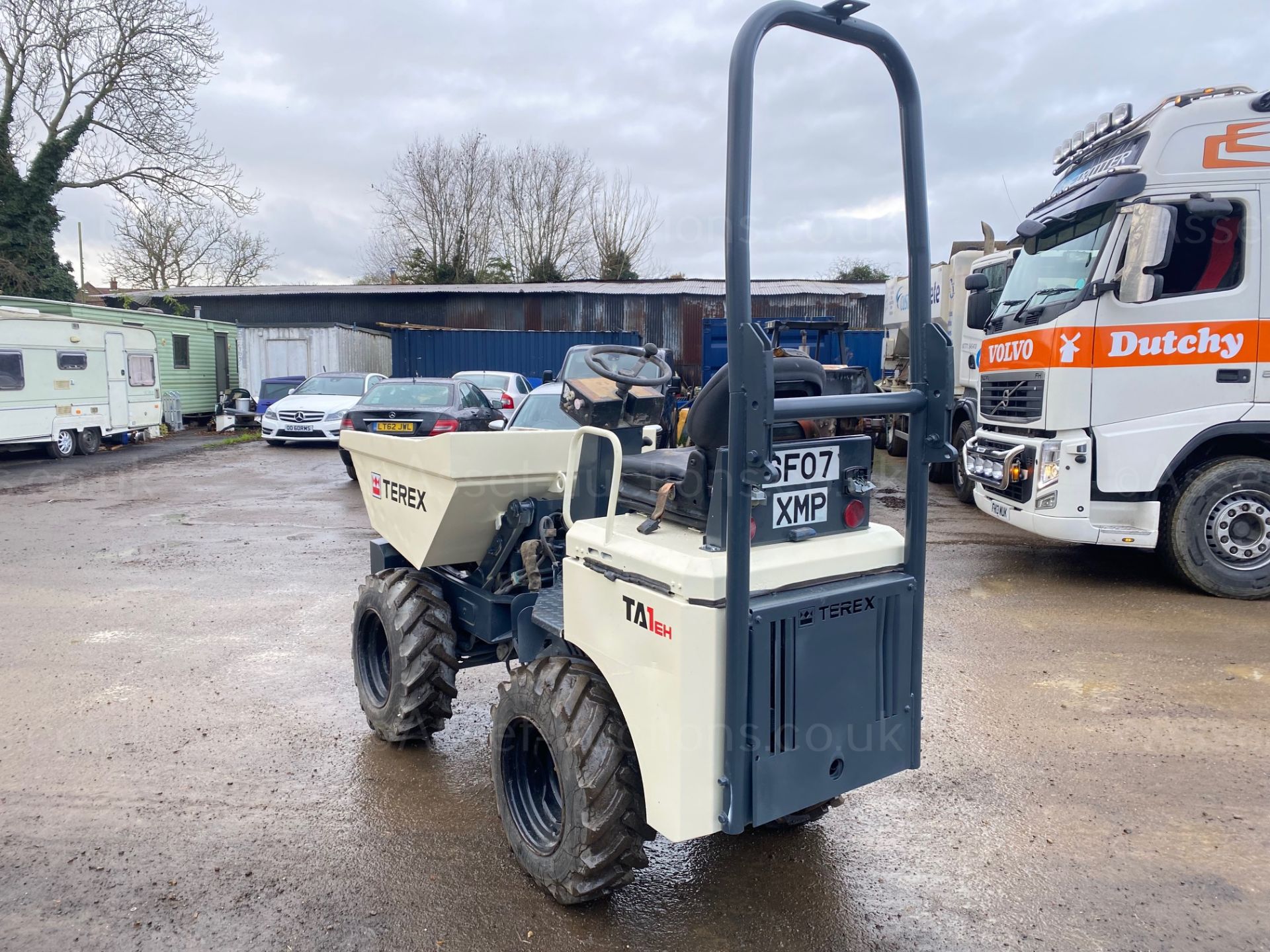 2007 TEREX 1 TON HIGH TIP DUMPER, 860 HOURS, GOOD TYRES, START FIRST GO AND RUNS WELL *PLUS VAT* - Image 3 of 5